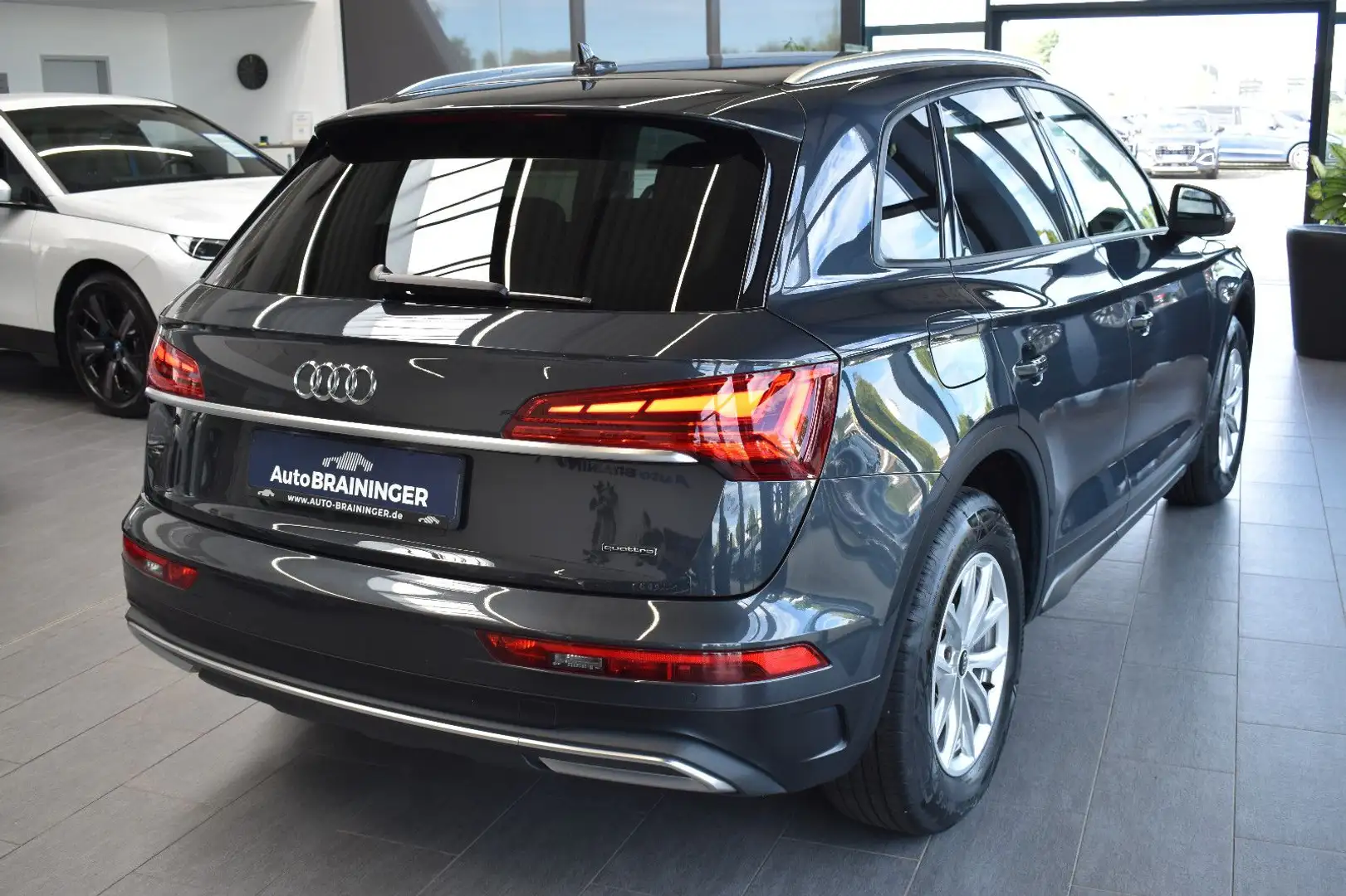 Audi Q5 40TDI quattro S-tronic LED~AIR~AHK~VirtualCo Grau - 2