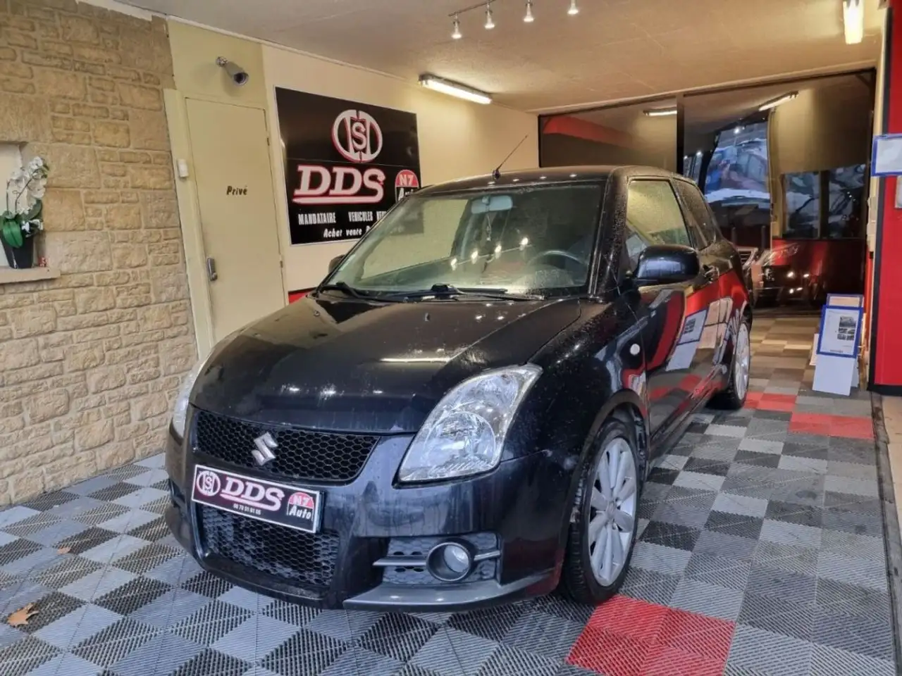 Suzuki Swift III 1.6i 125ch 16V CLIM AUTO CT OK