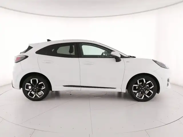Ford Puma view 3