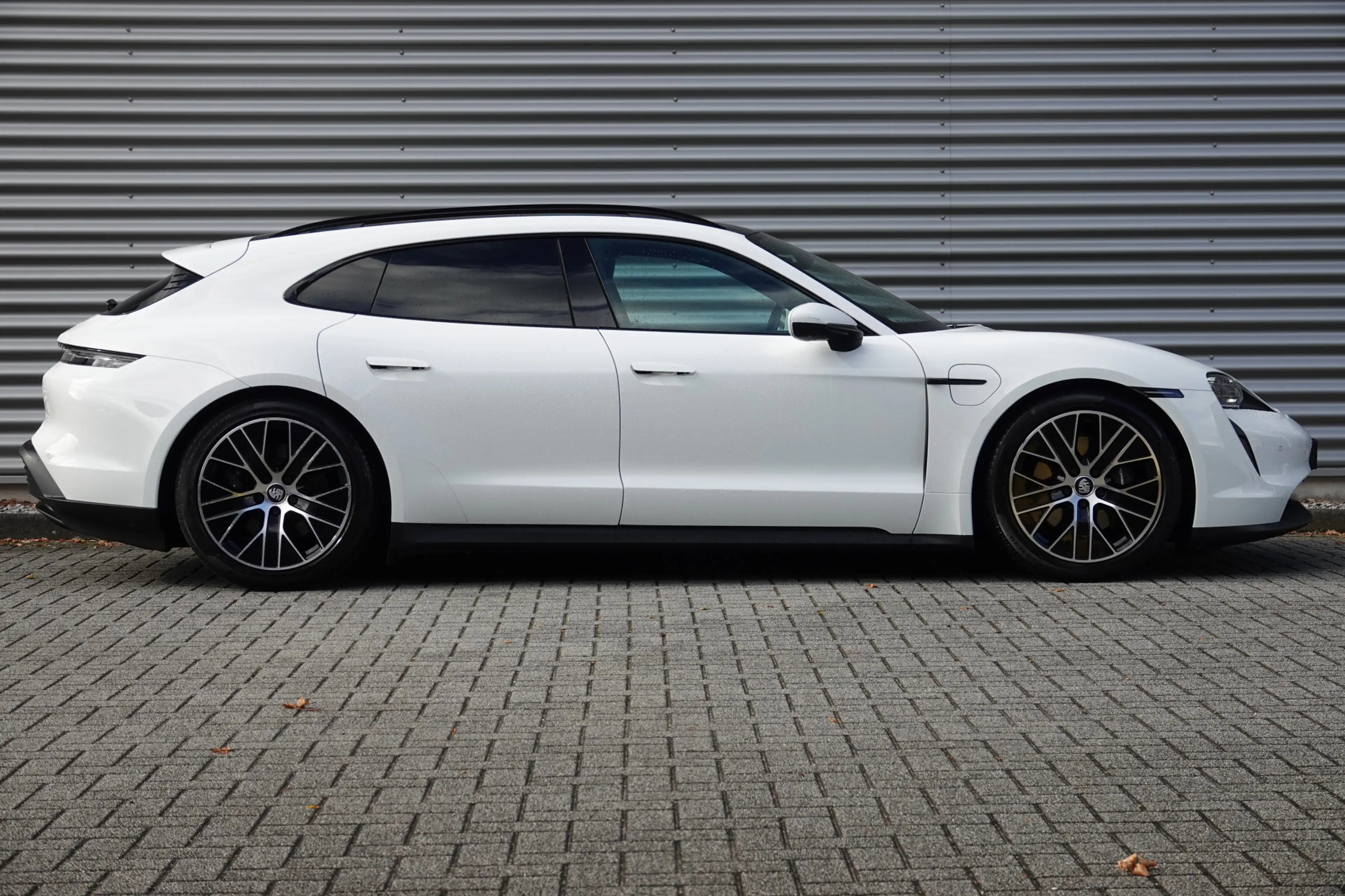 Porsche Taycan Sport Turismo | Panodak | Luchtvering | Bose | Spo — photo 12