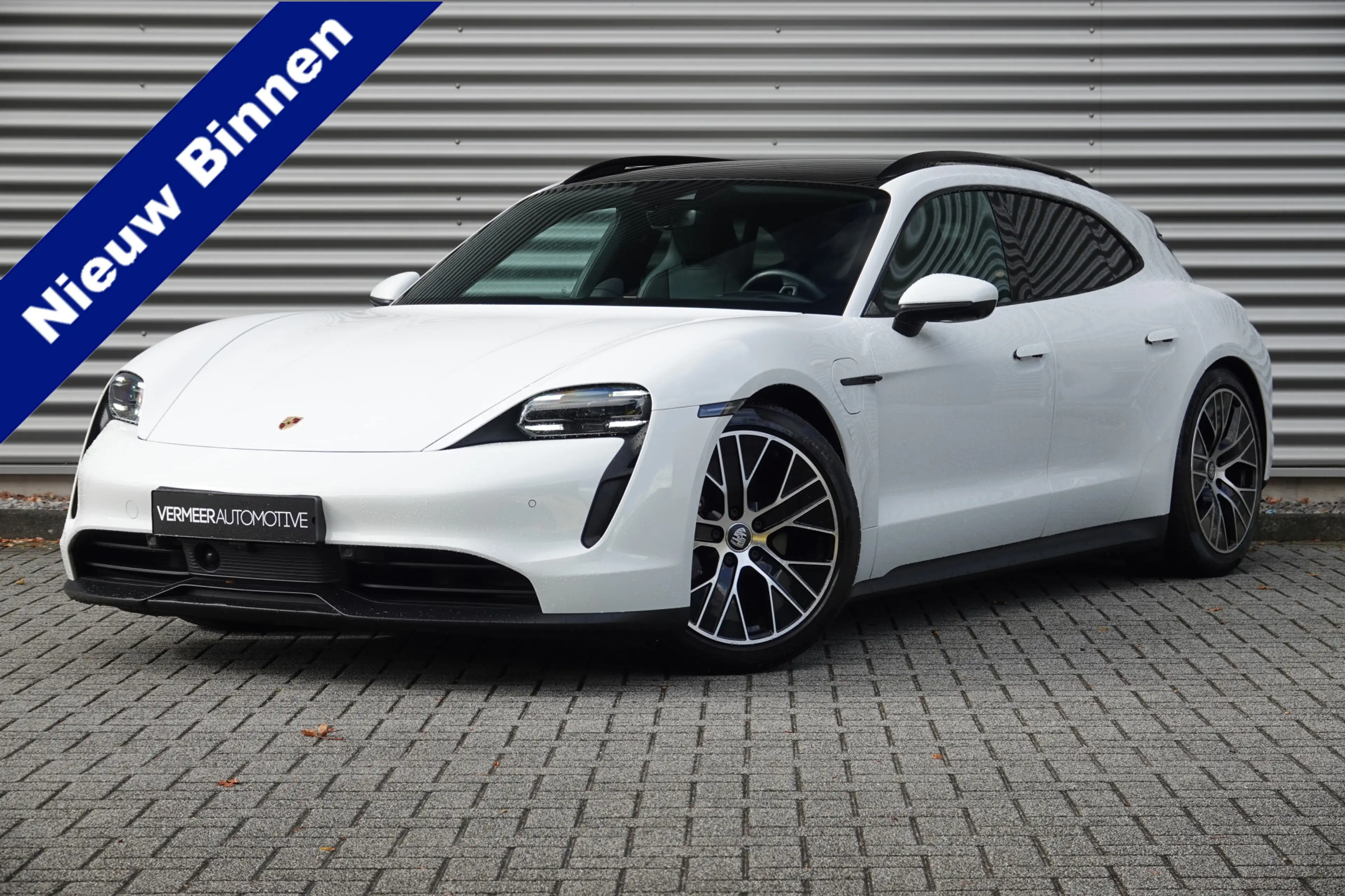Porsche Taycan Sport Turismo | Panodak | Luchtvering | Bose | Spo