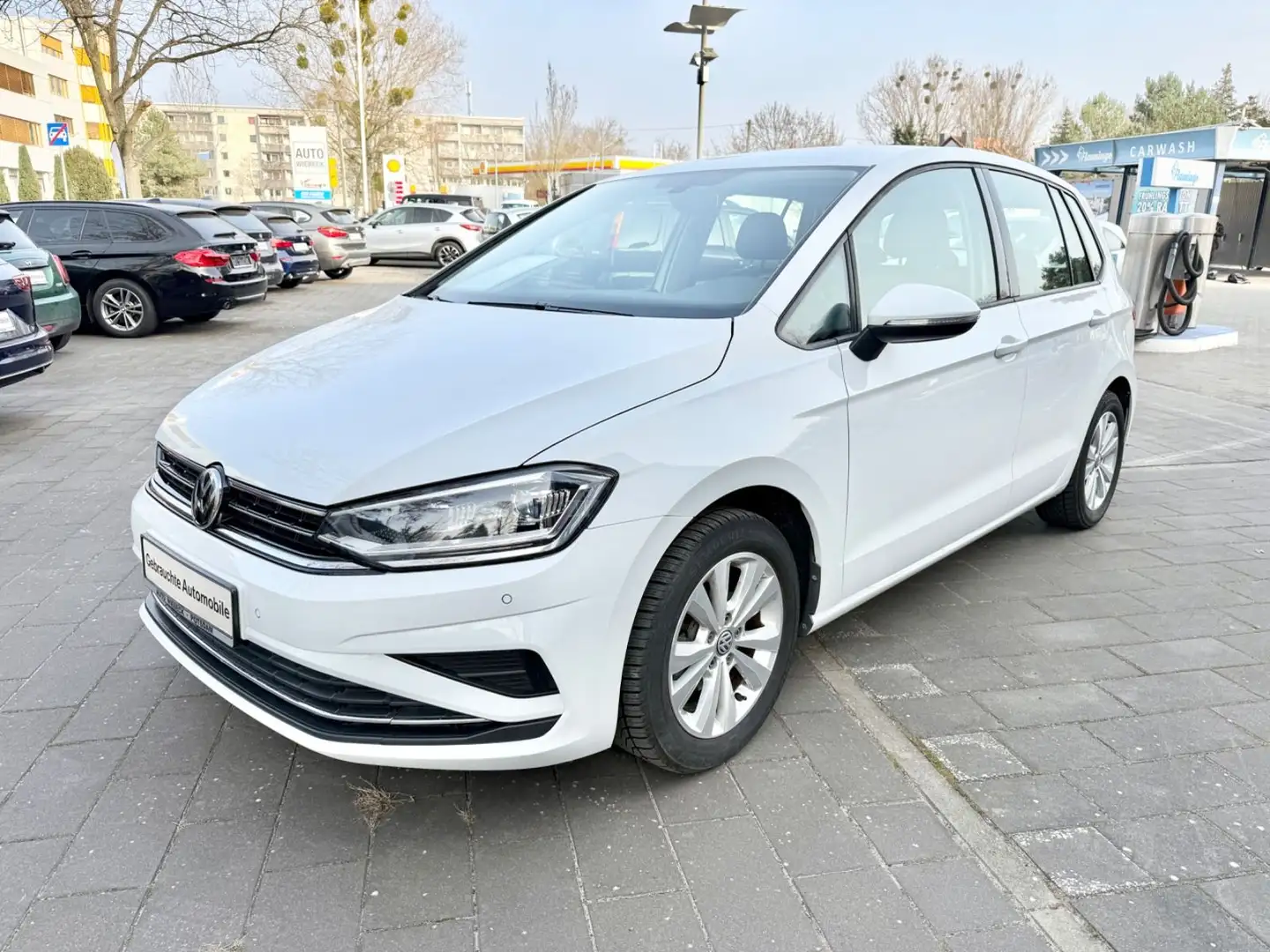 Volkswagen Golf Sportsvan Automatik,LED,Navi,Sitzhei,Kamera Weiß - 1