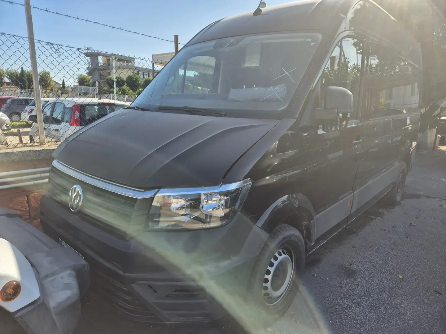 Volkswagen Crafter - 1