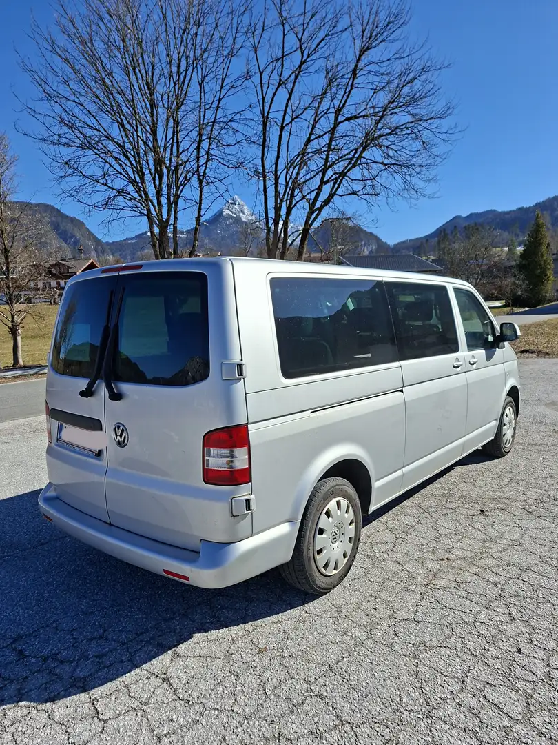 Volkswagen T5 Caravelle Caravelle Comfortline 2,0 TDI D-PF Comfortline Silber - 2