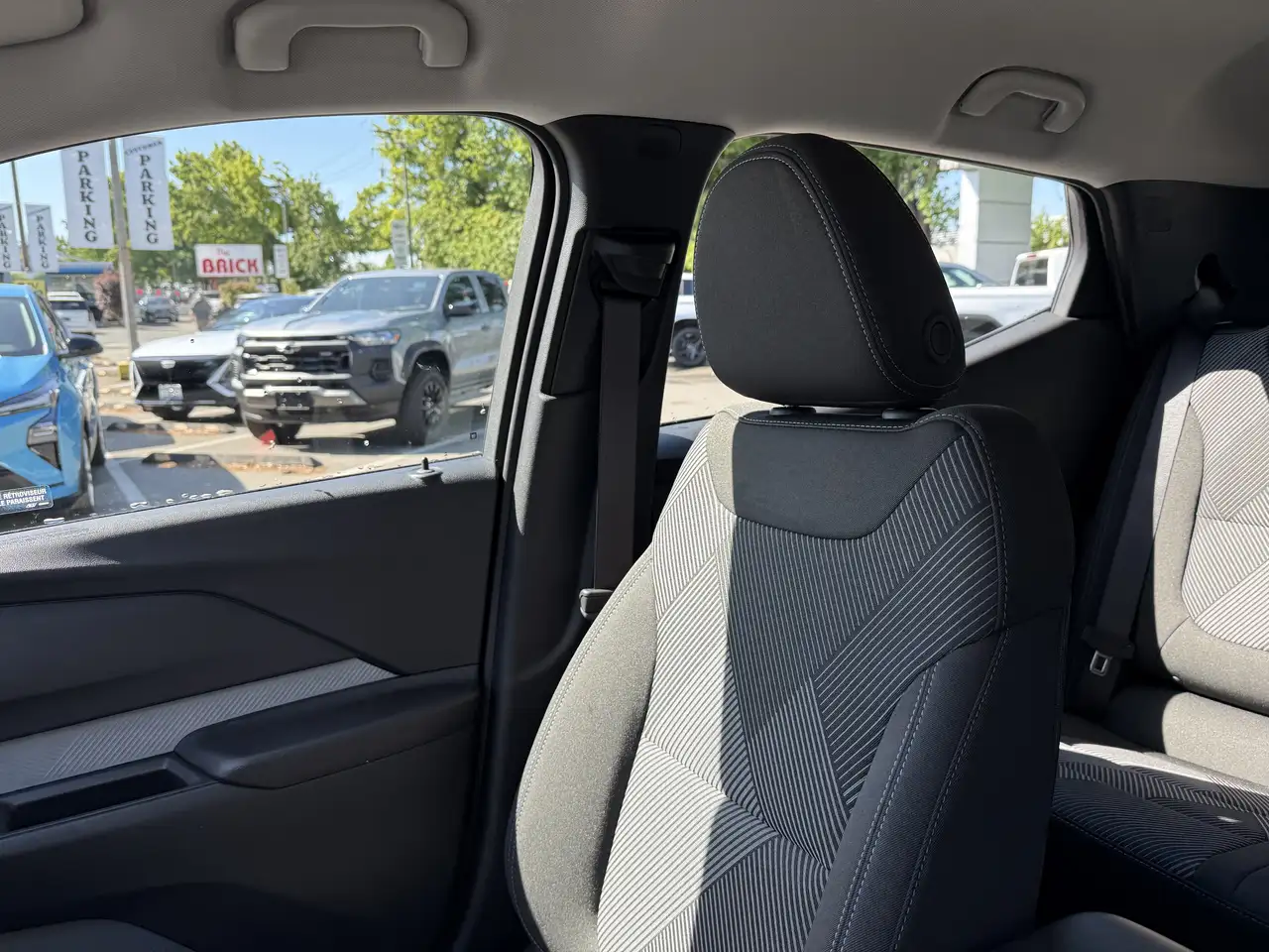 Chevrolet Bolt снимка Chevrolet Bolt