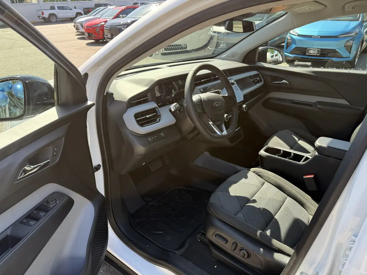 Chevrolet Bolt снимка Chevrolet Bolt