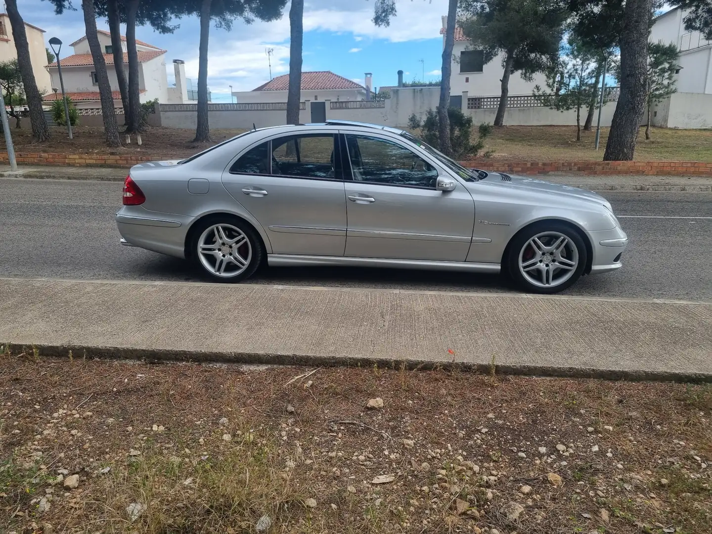 Mercedes-Benz E 55 AMG Aut. - 1