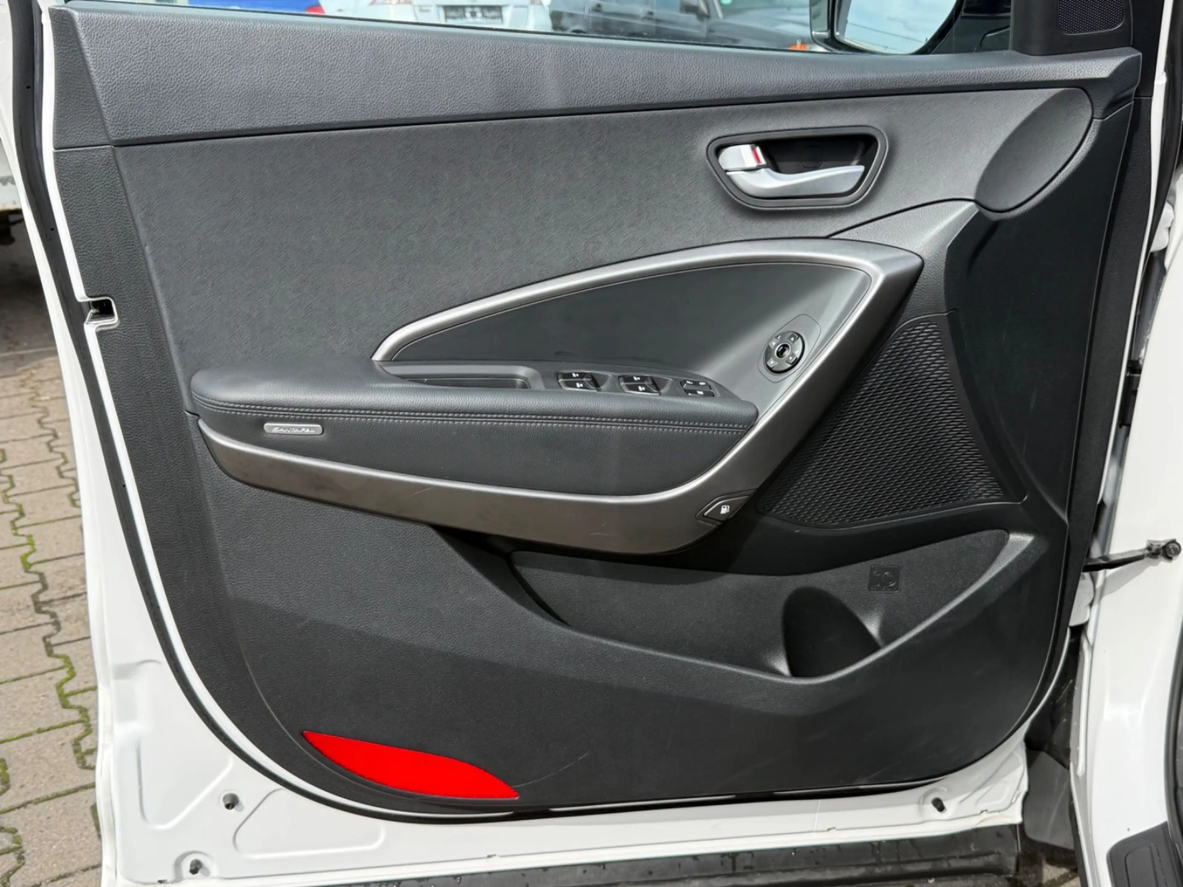 Hyundai SANTA FE Trend 2WD — photo 15