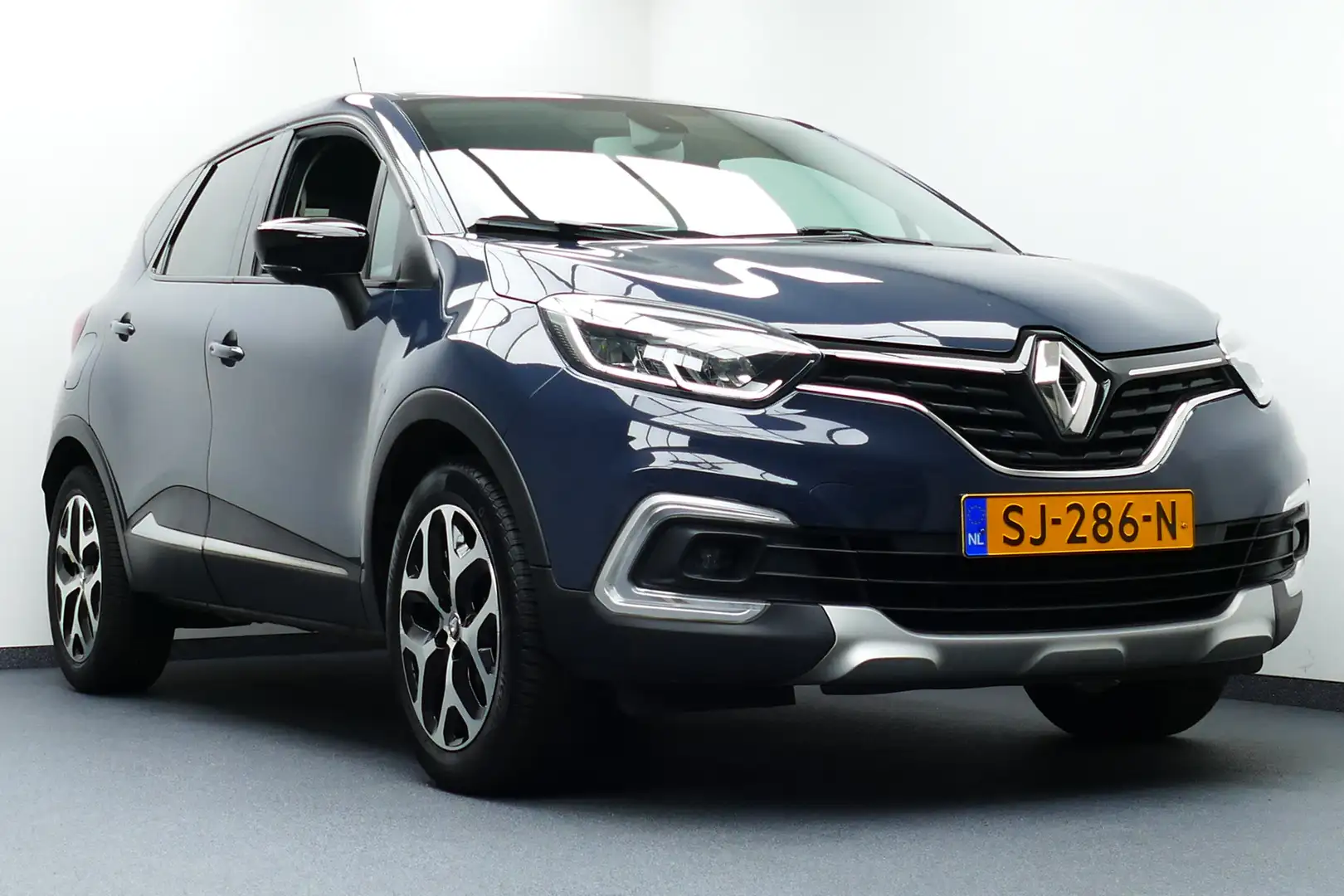 Renault Captur 0.9 TCe Intens. Navi, Clima, Cruise, 17"LMV, Led K Blau - 2