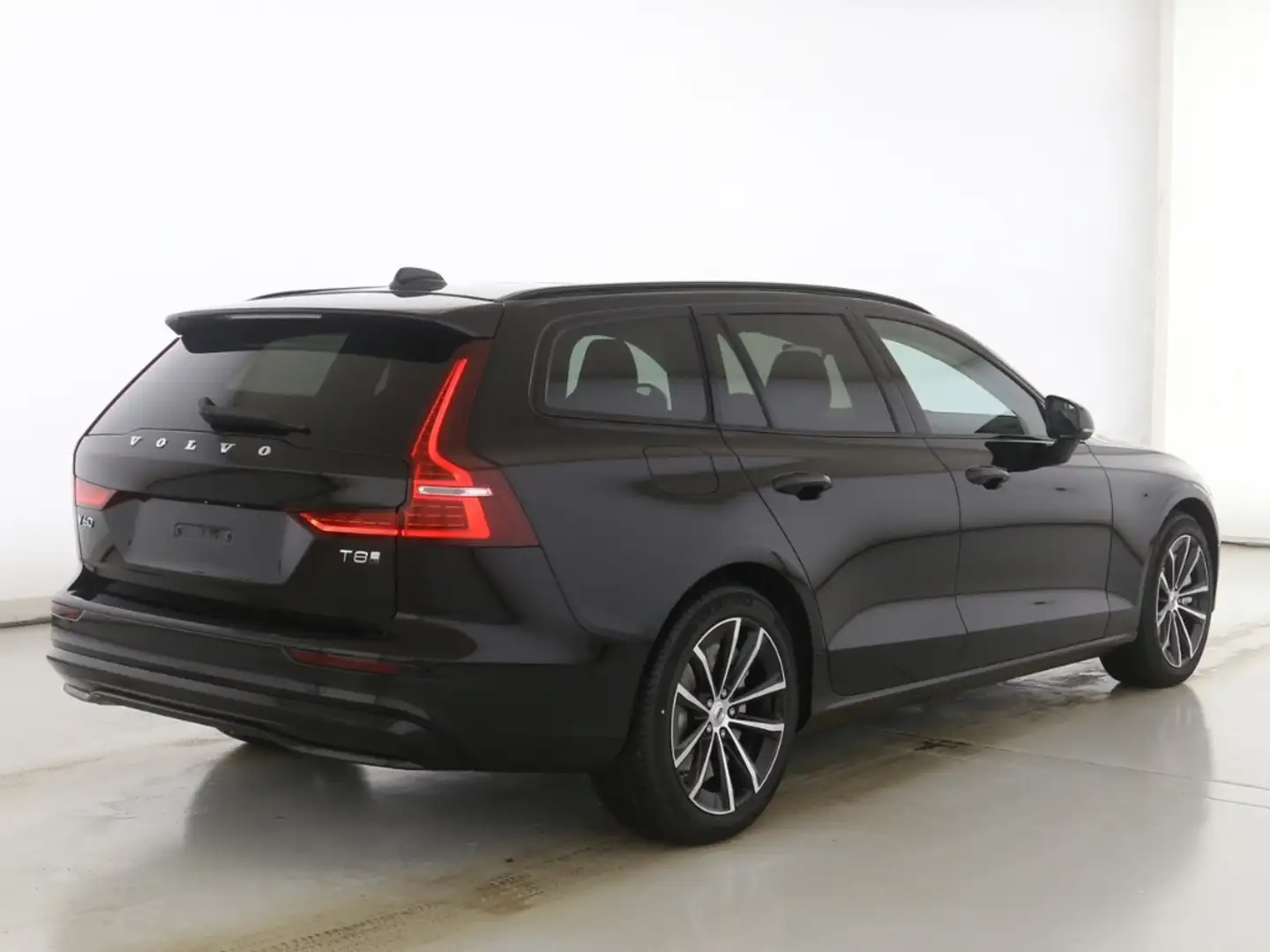 Volvo V60 Kombi Ultra Dark Recharge Plug-In Hybrid AWD HUD S Schwarz - 2
