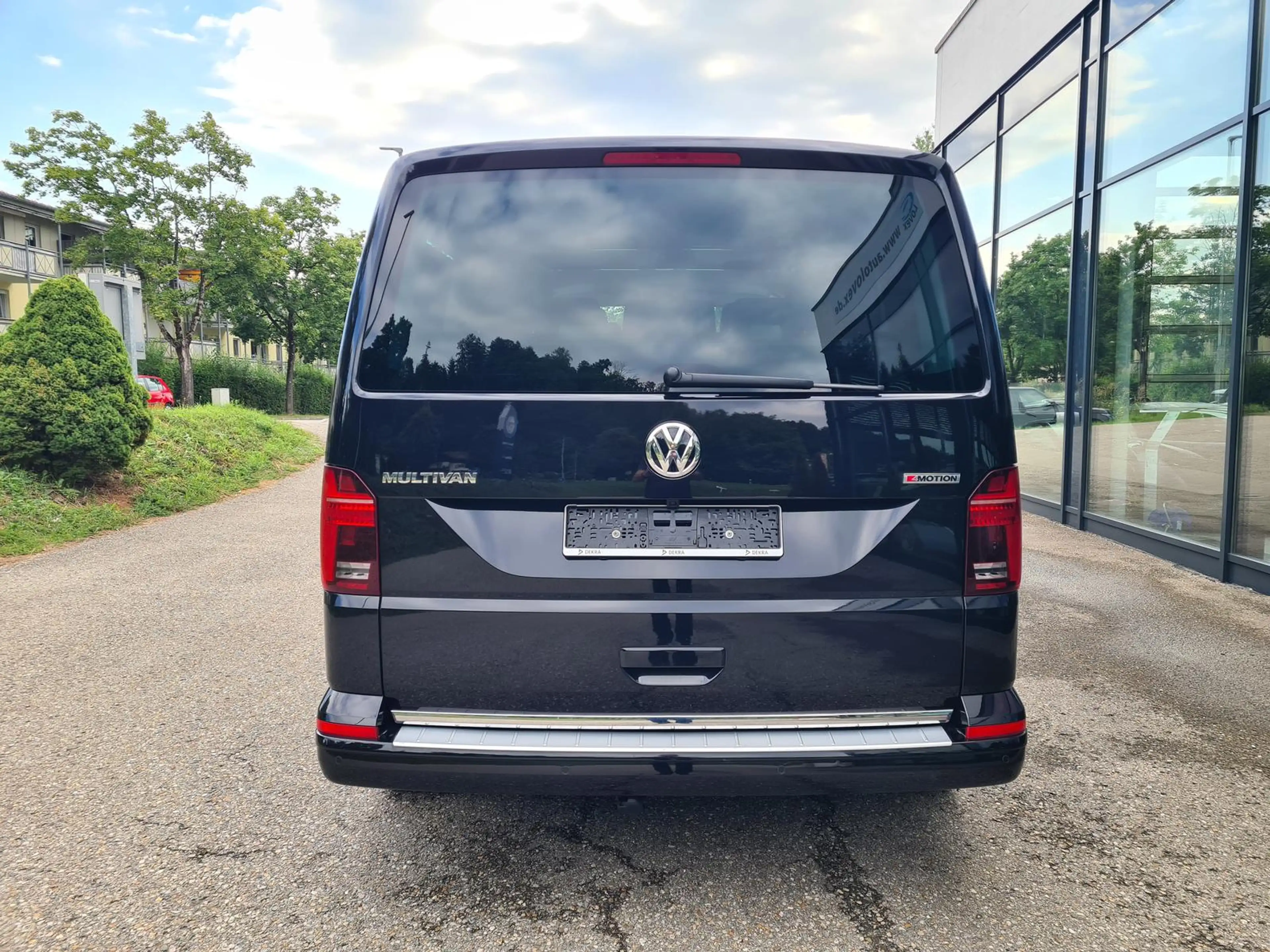 Volkswagen T6.1 Multivan Generation Six 4MOTION AHK StHeiz — photo 6
