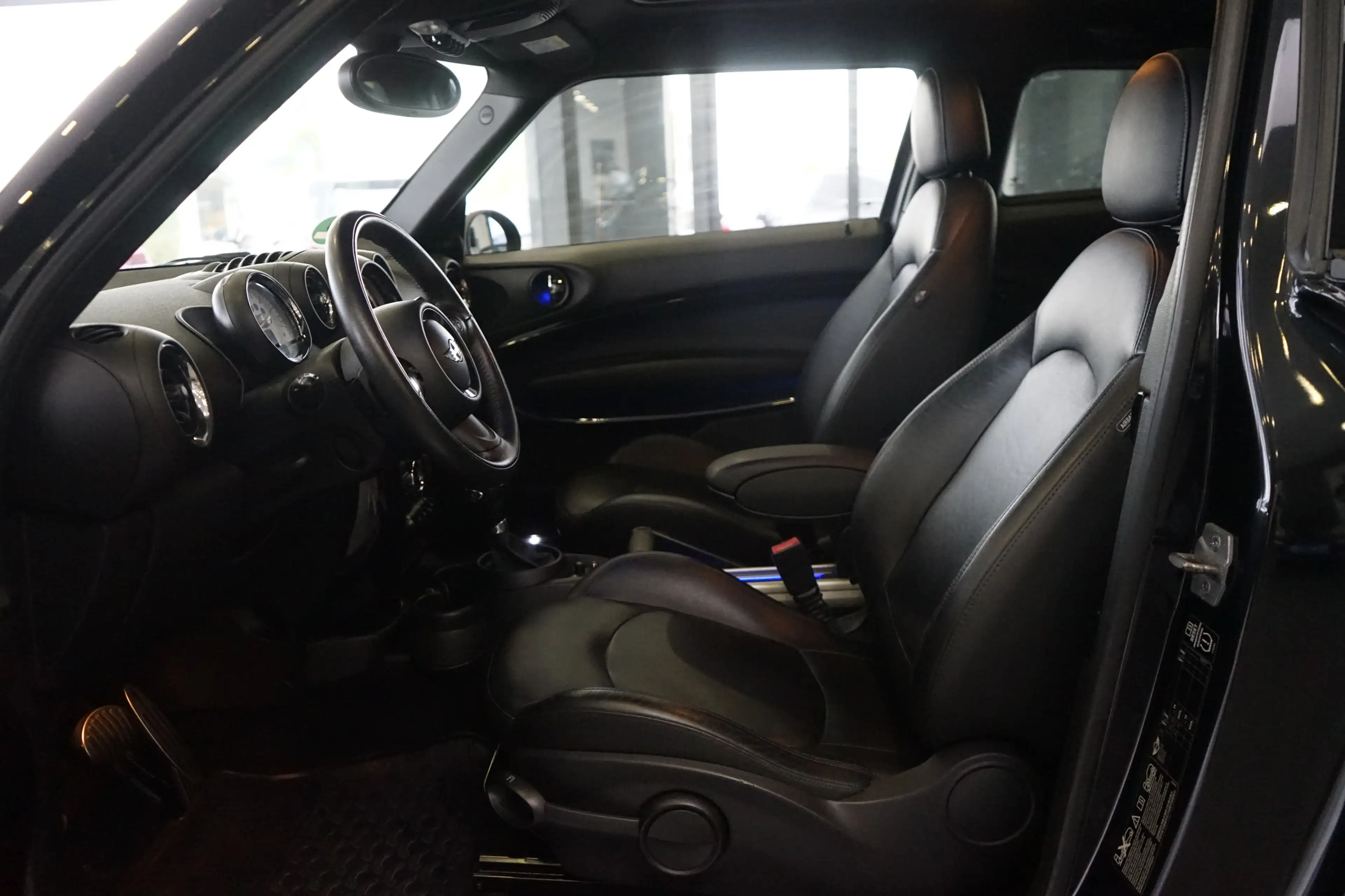 MINI Cooper SD PANO+NAVI+PDC+SITZHEIZUNG — photo 9