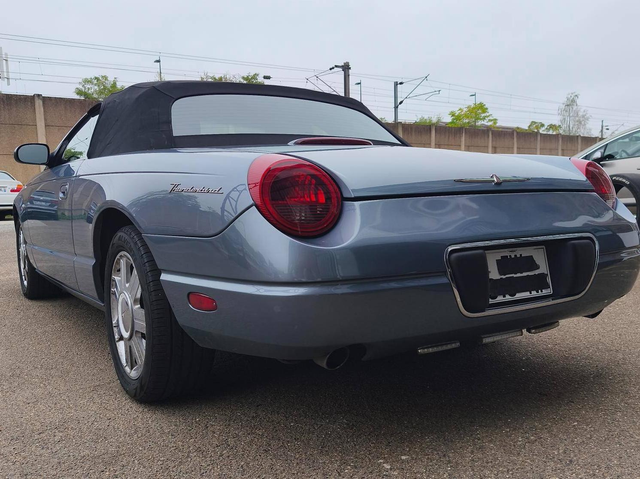 Ford Thunderbird 50 -ème anniversaire