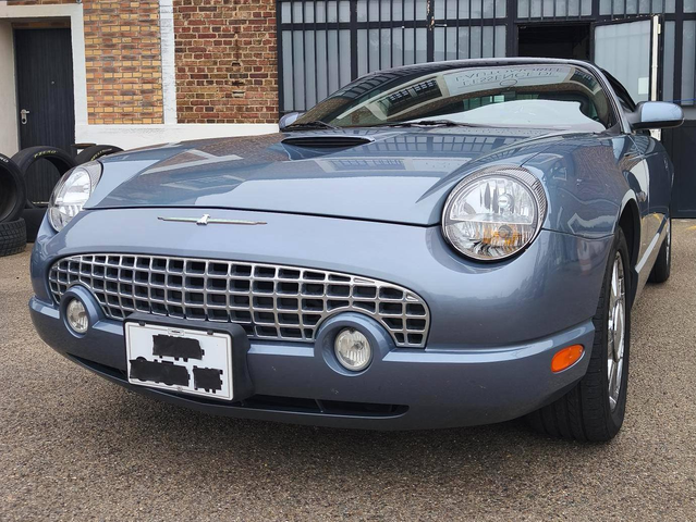 Ford Thunderbird 50 -ème anniversaire