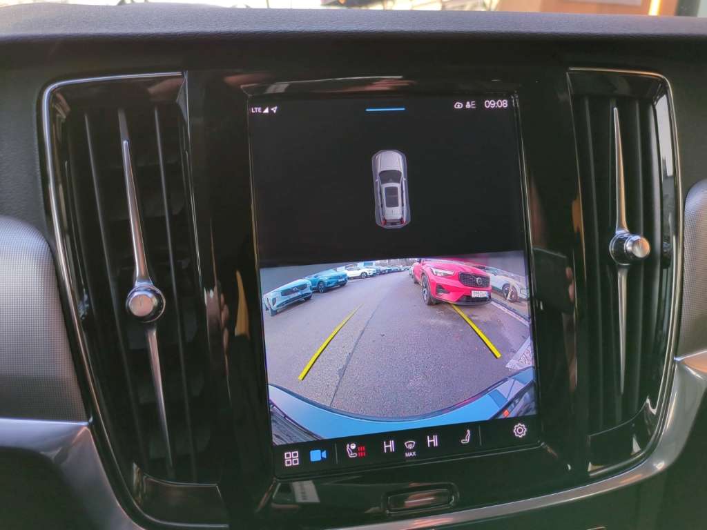 Volvo V90