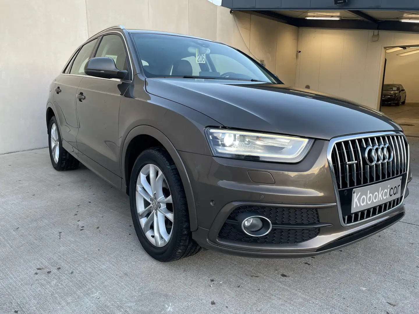 Audi Q3 2.0 TFSI Quattro S line tronic/cuir/Gps/Toit Pano bež - 1