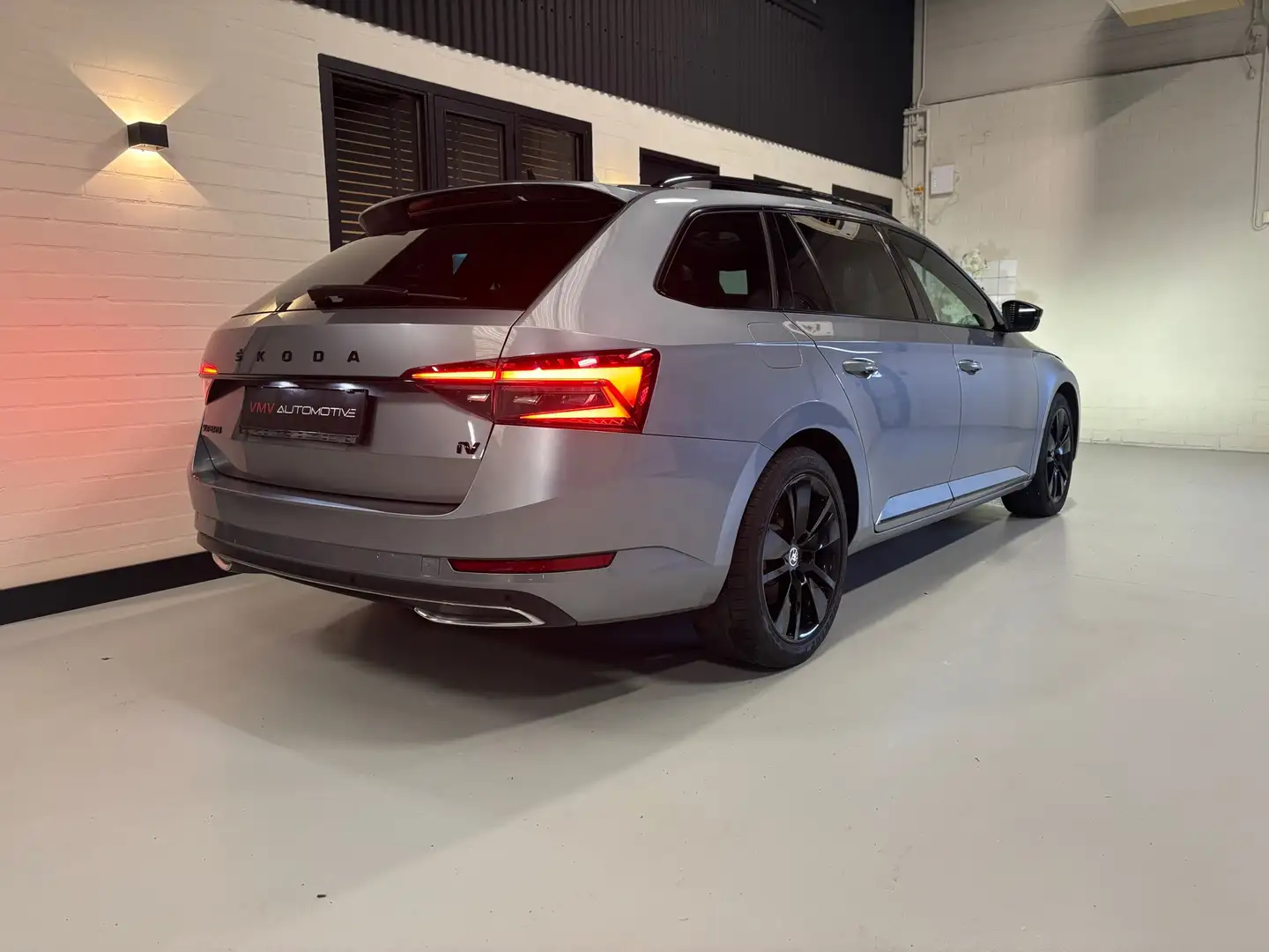 Skoda Superb Combi 1.4 TSI iV 218 PK | Sportline | Pano | Chrys Grijs - 2
