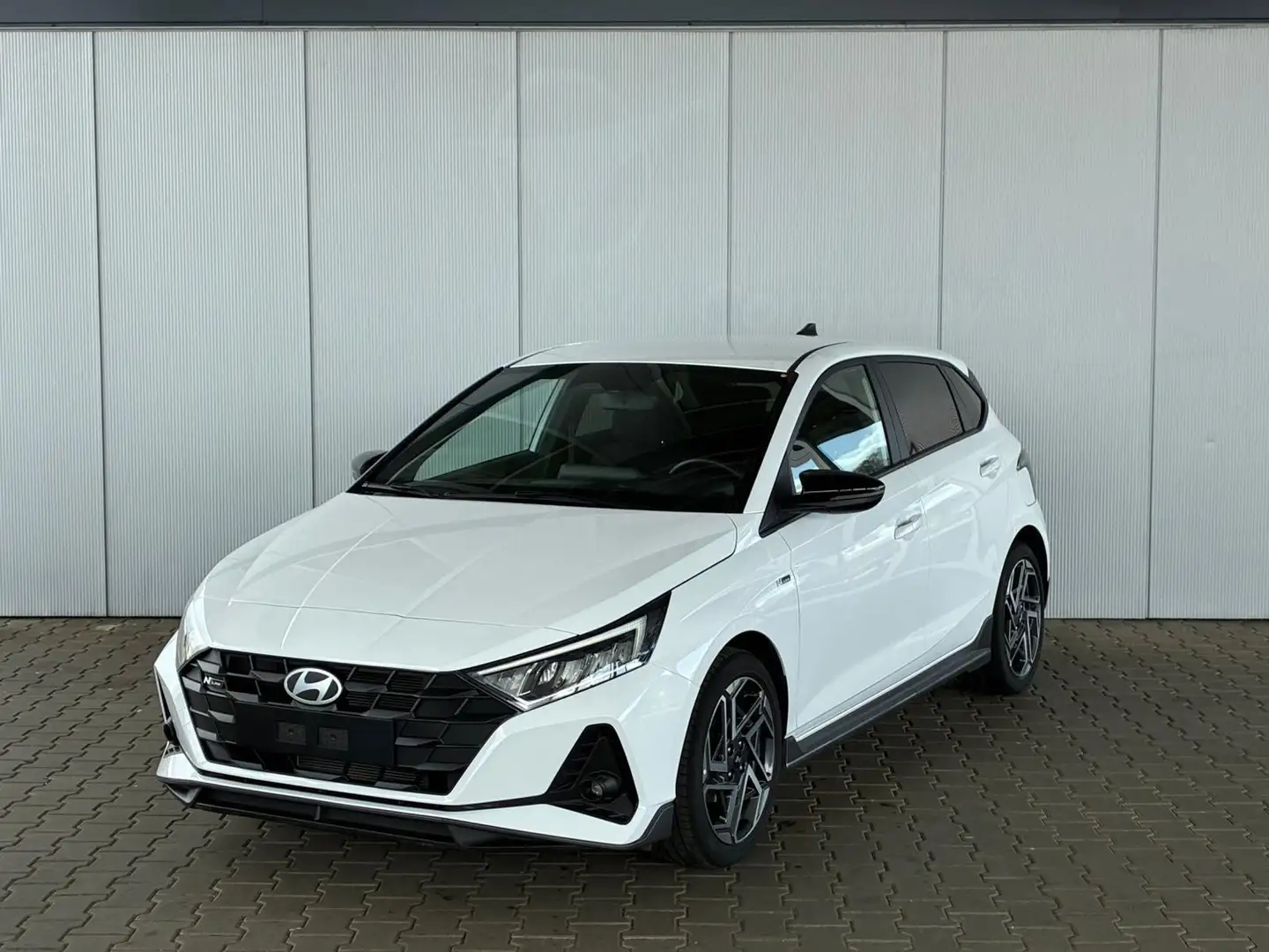 Hyundai i20 1.2 MPI N-Line / LED Tempomat Navi Rückfahrkame... Weiß - 1