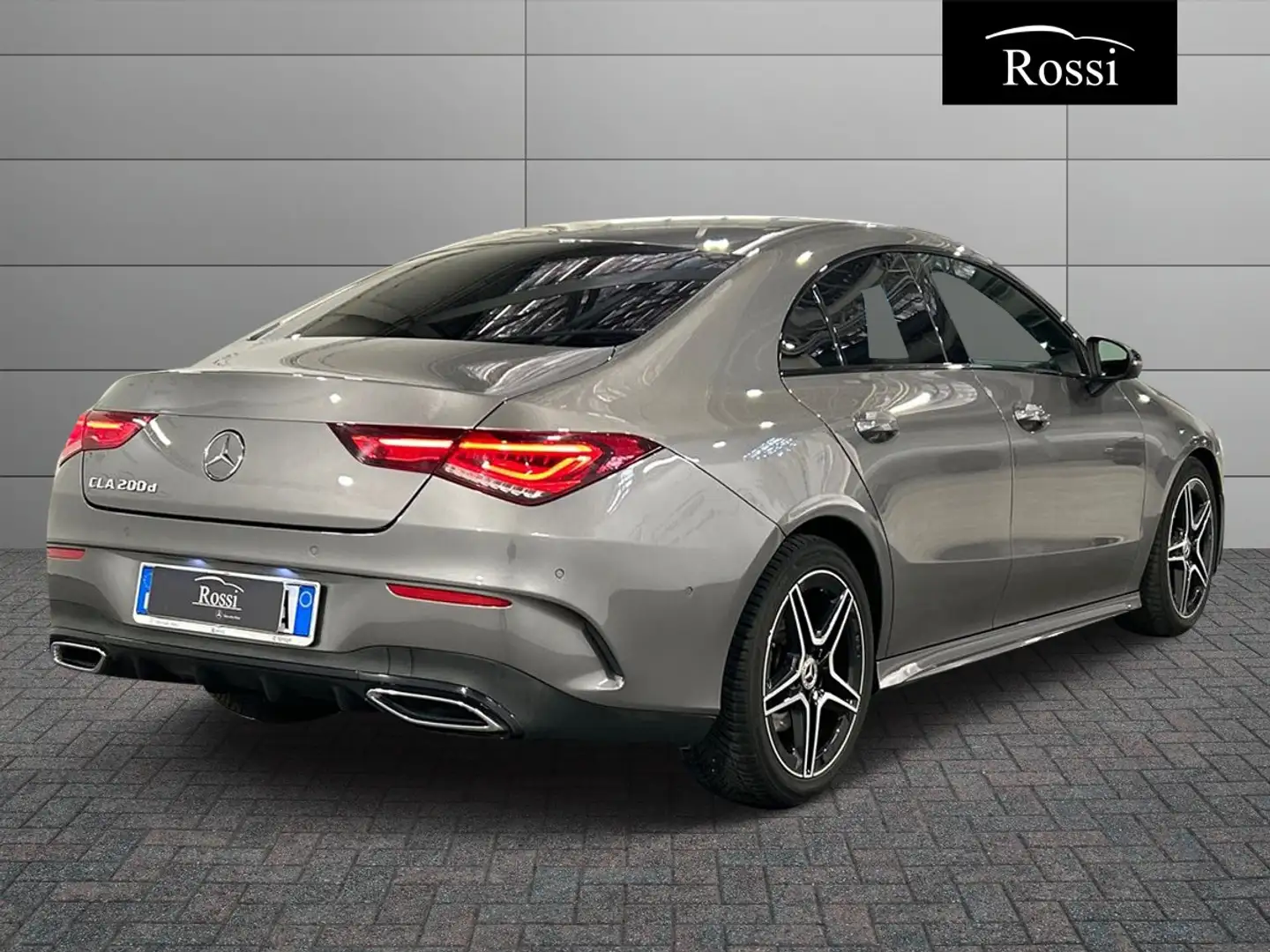 Mercedes-Benz CLA 200 CLA Coupe 200 d Premium auto Grau - 2