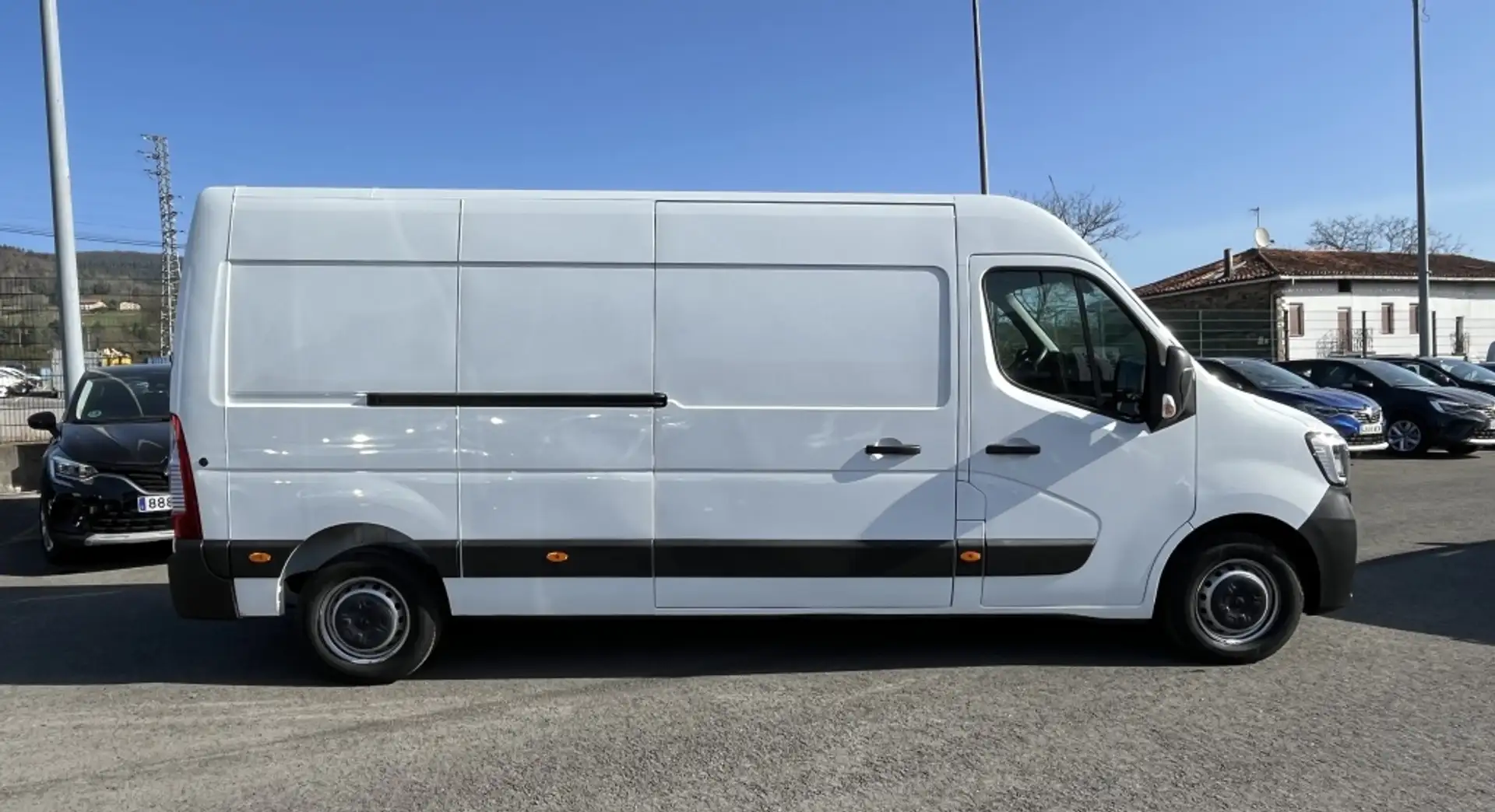 Renault Master 2.3 BLUE DCI 100KW FWD 135 4P Blanco - 2
