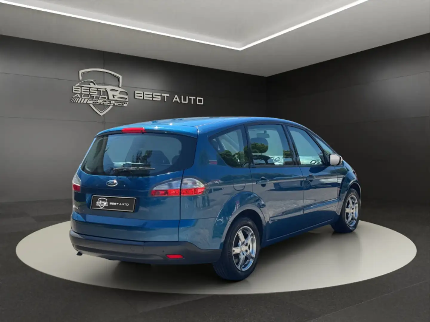 Ford S-Max 2.0 145CH TREND Bleu - 2