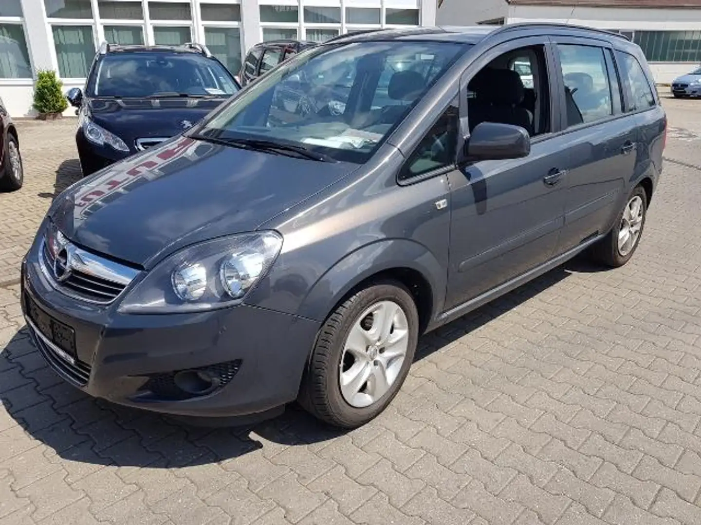 Opel Zafira 1,8 Enjoy +Klimaaut.+Tempomat+7-Sitzer*8-fach ber. Grey - 2