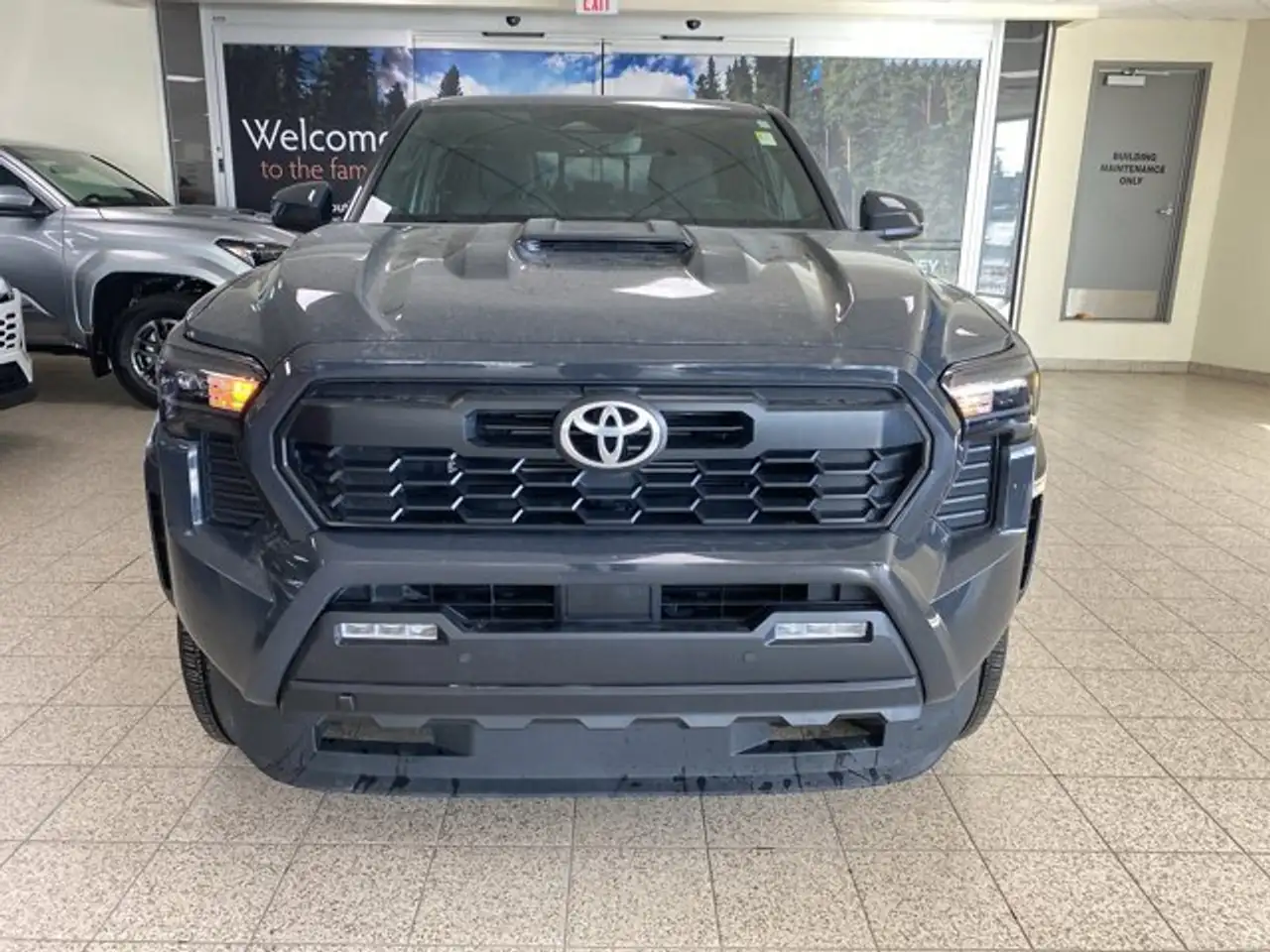 Toyota Tacoma снимка Toyota Tacoma