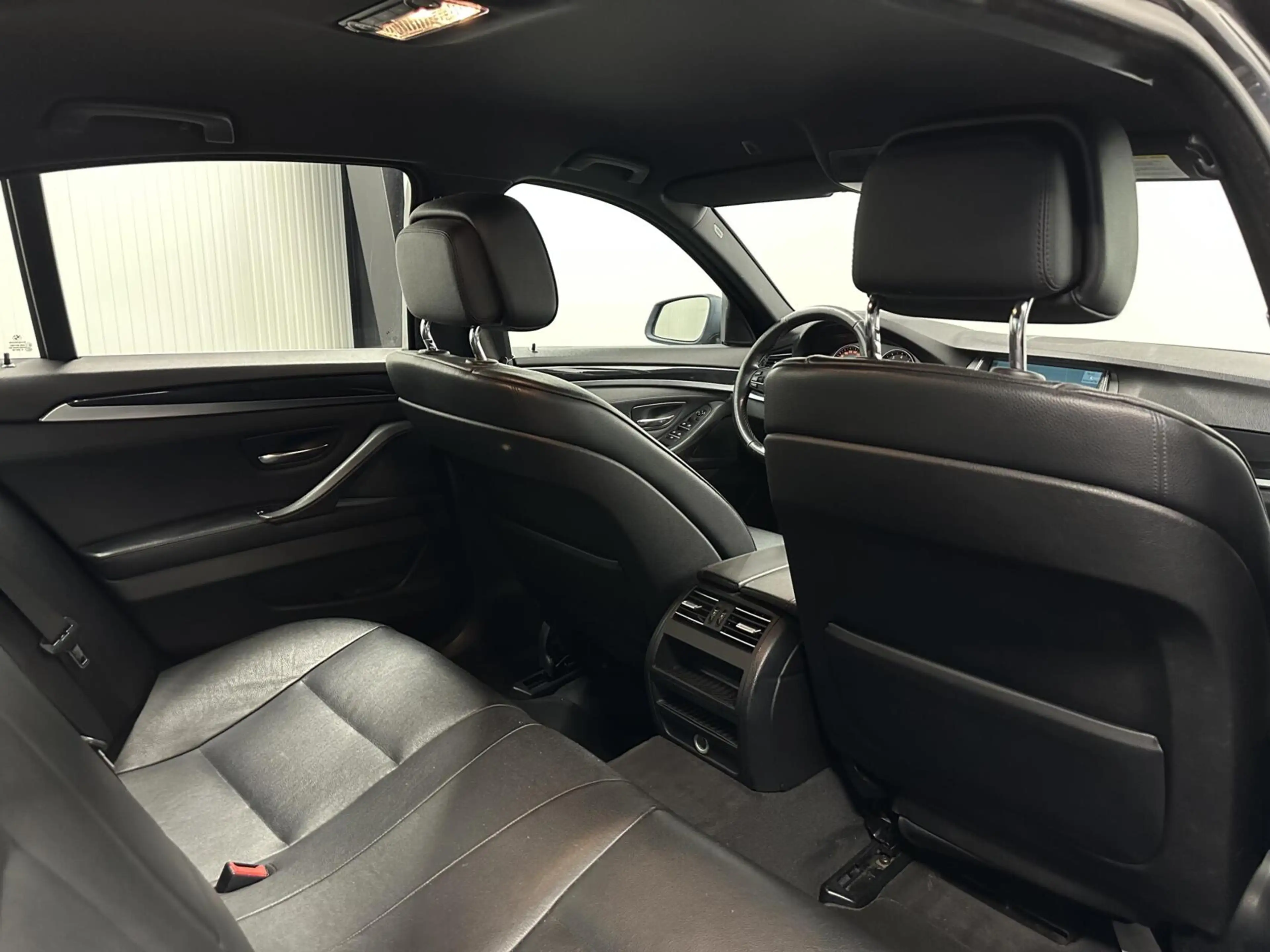BMW 523 5-serie 523i High Executive LEER NAVI ECC STOELVER — photo 15