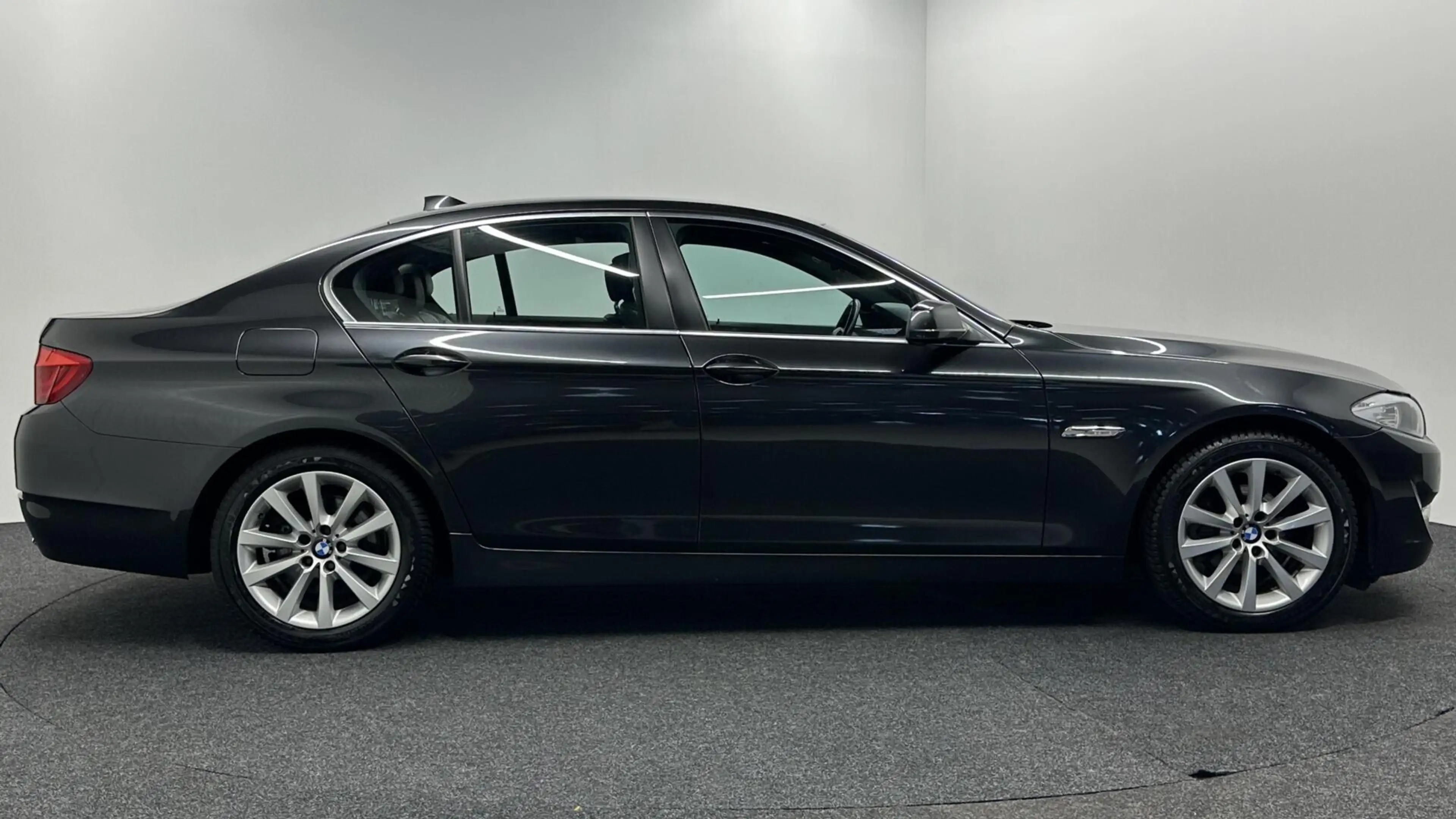 BMW 523 5-serie 523i High Executive LEER NAVI ECC STOELVER — photo 9