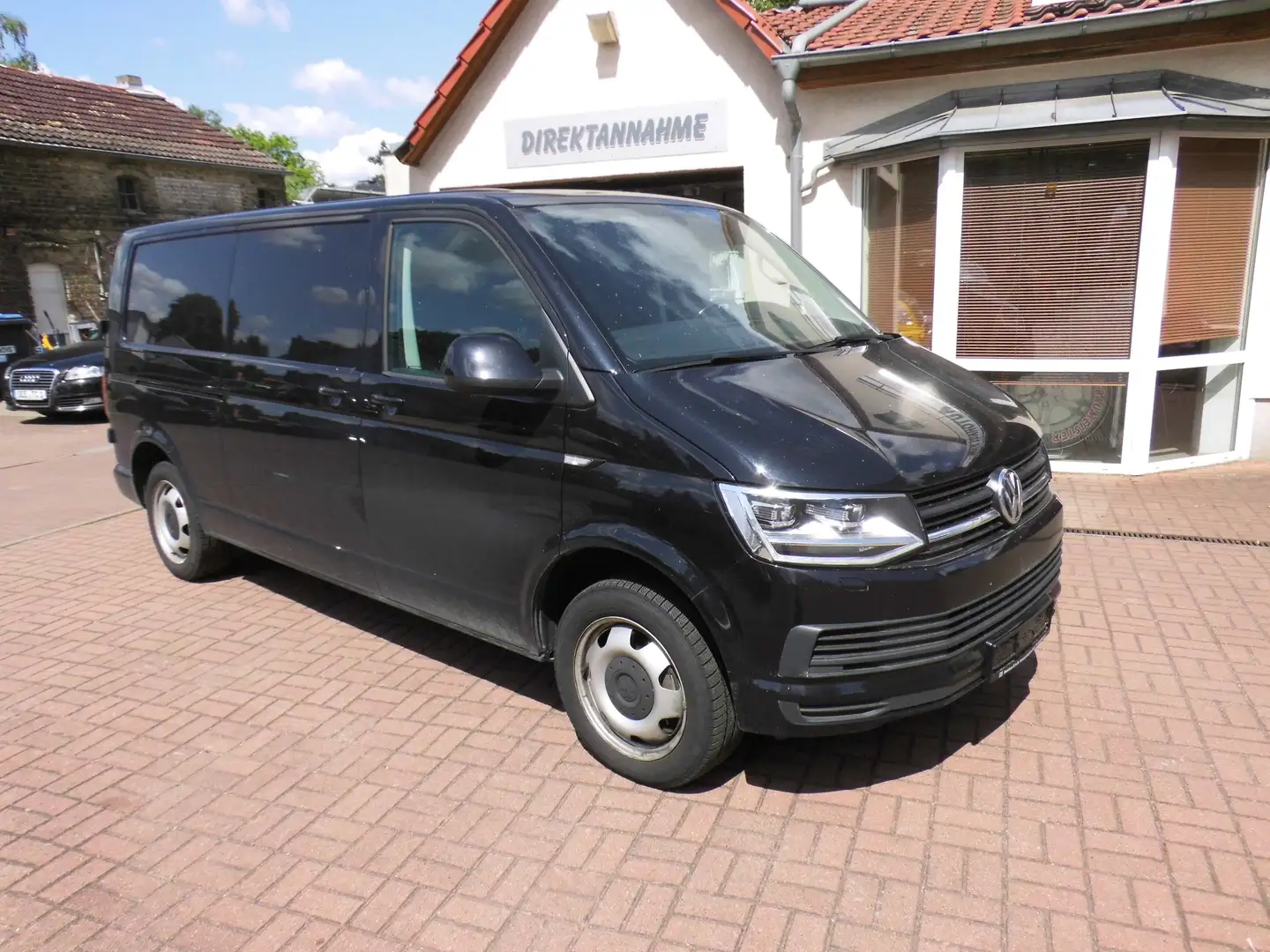 Volkswagen T6 Transporter Kasten lang Automatik+Klimatronik Schwarz - 2