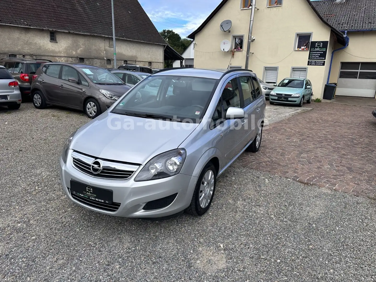 Opel Zafira B * 7-Sitze * Lückl. Service * 1. Hand * Argent - 2