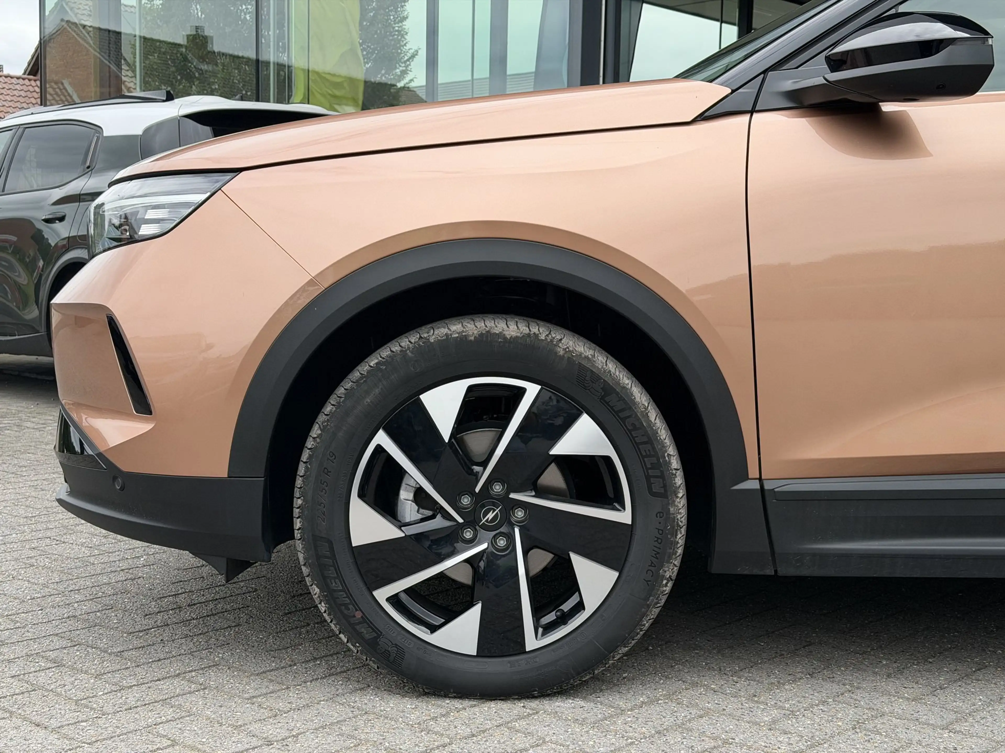 Opel Grandland GS 1.2T Hybrid *Leder*Navi*360°*Pano* — photo 7
