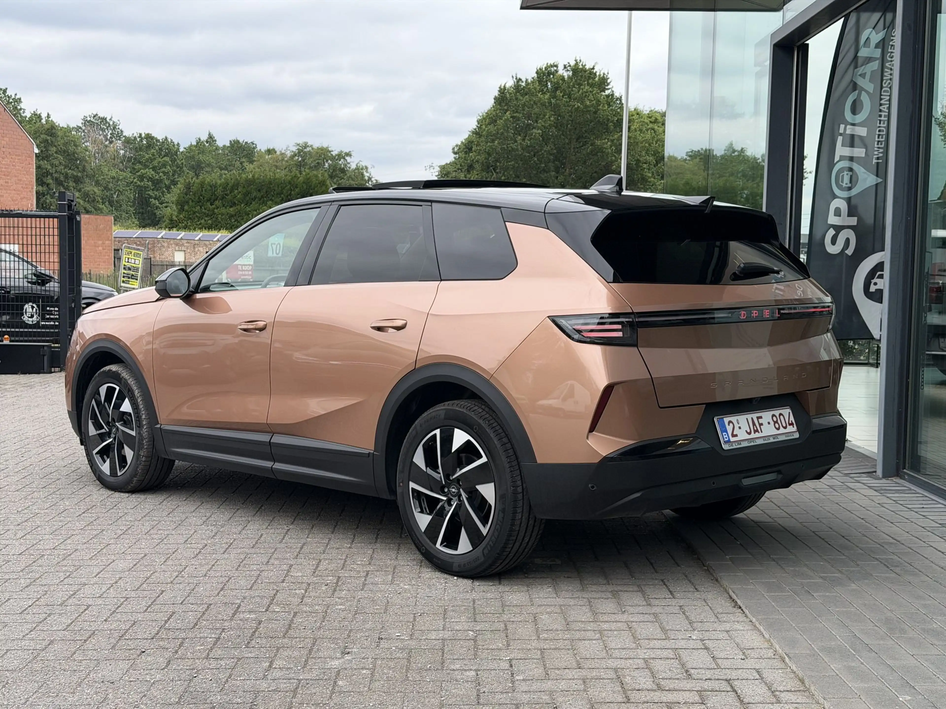Opel Grandland GS 1.2T Hybrid *Leder*Navi*360°*Pano* — photo 3