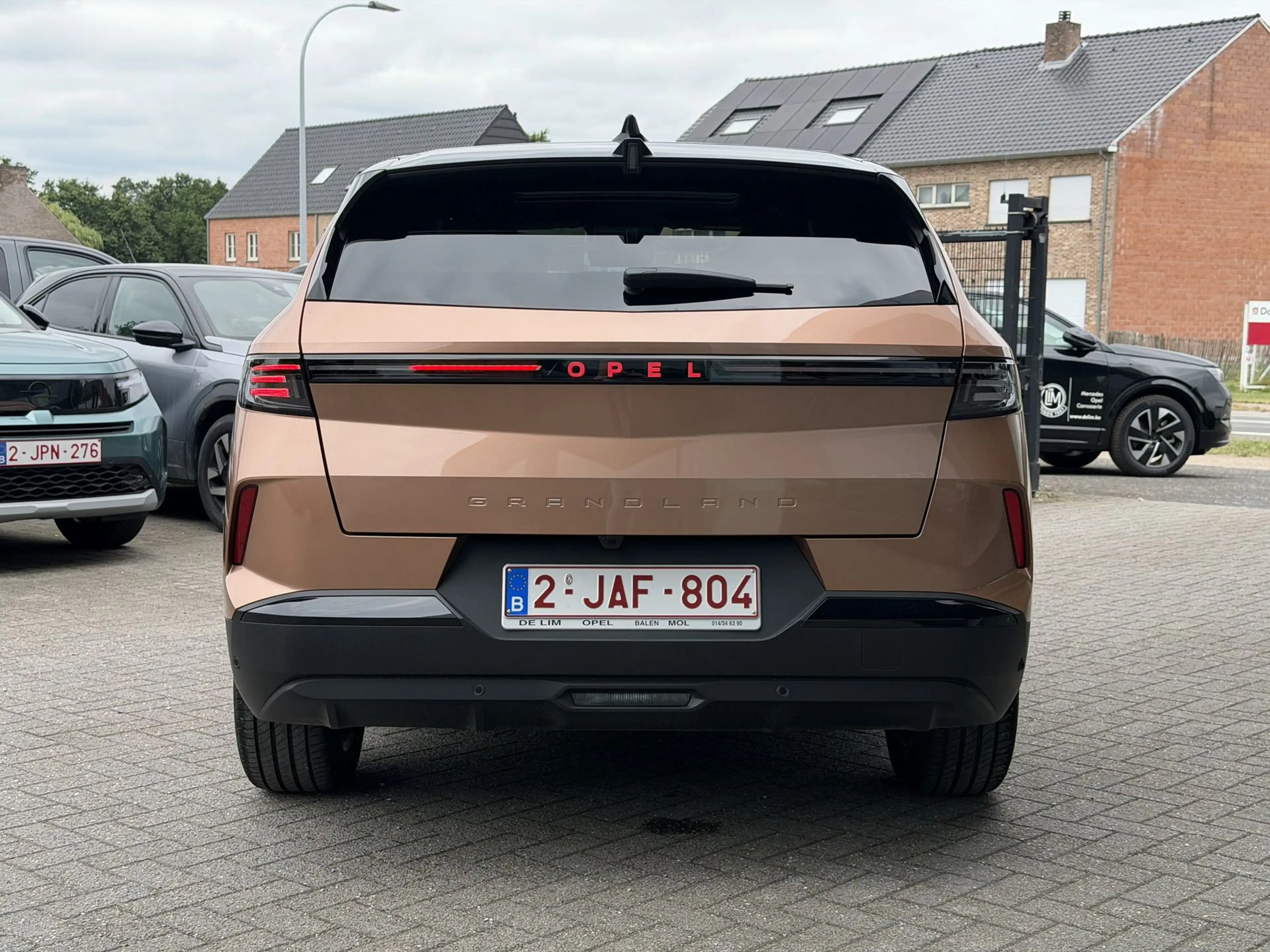 Opel Grandland GS 1.2T Hybrid *Leder*Navi*360°*Pano* — photo 6
