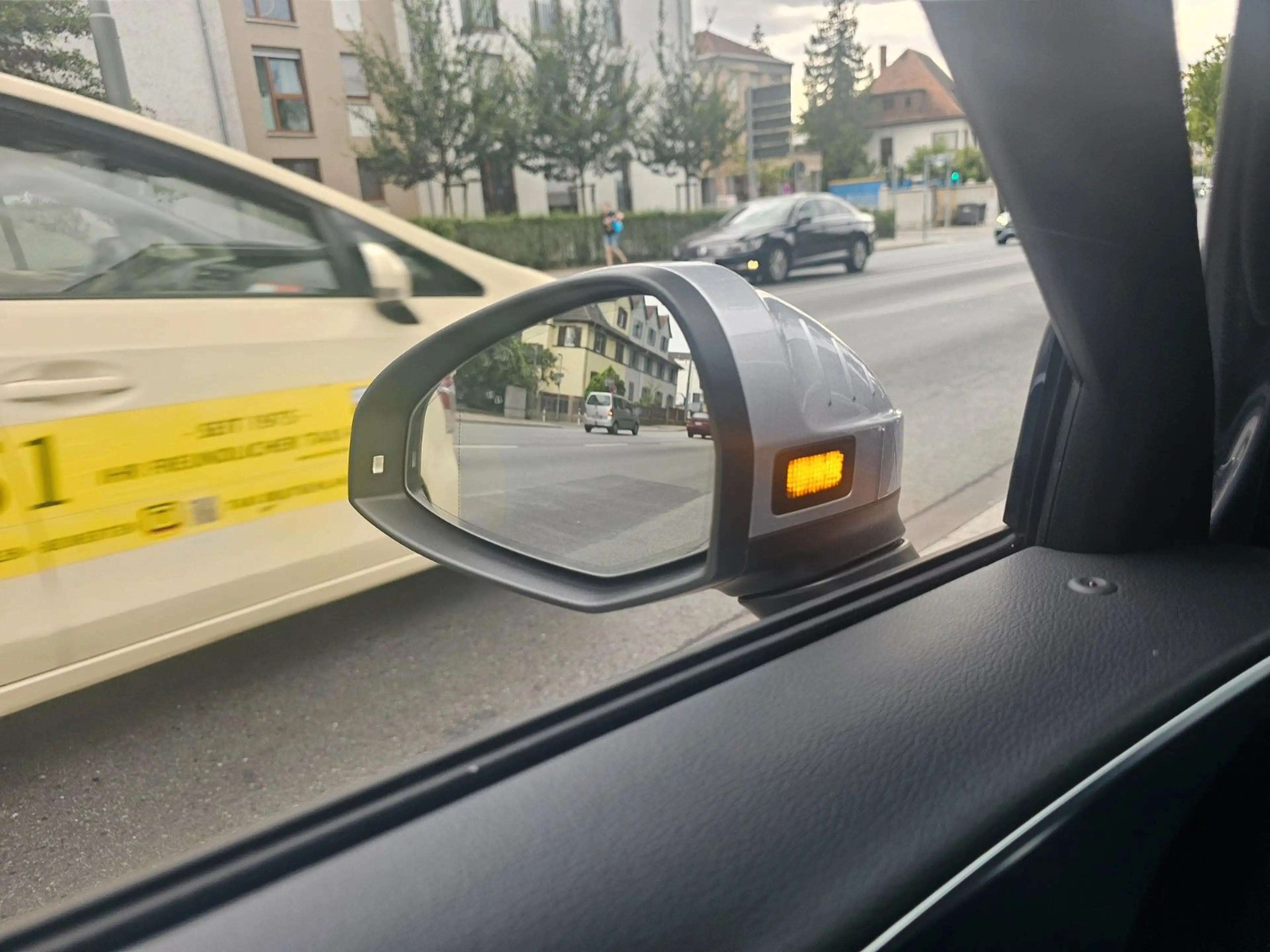 Audi A4 Avant 35 TDI Autom,Klimaaut,PDC,Navi,PANORAMA — photo 25