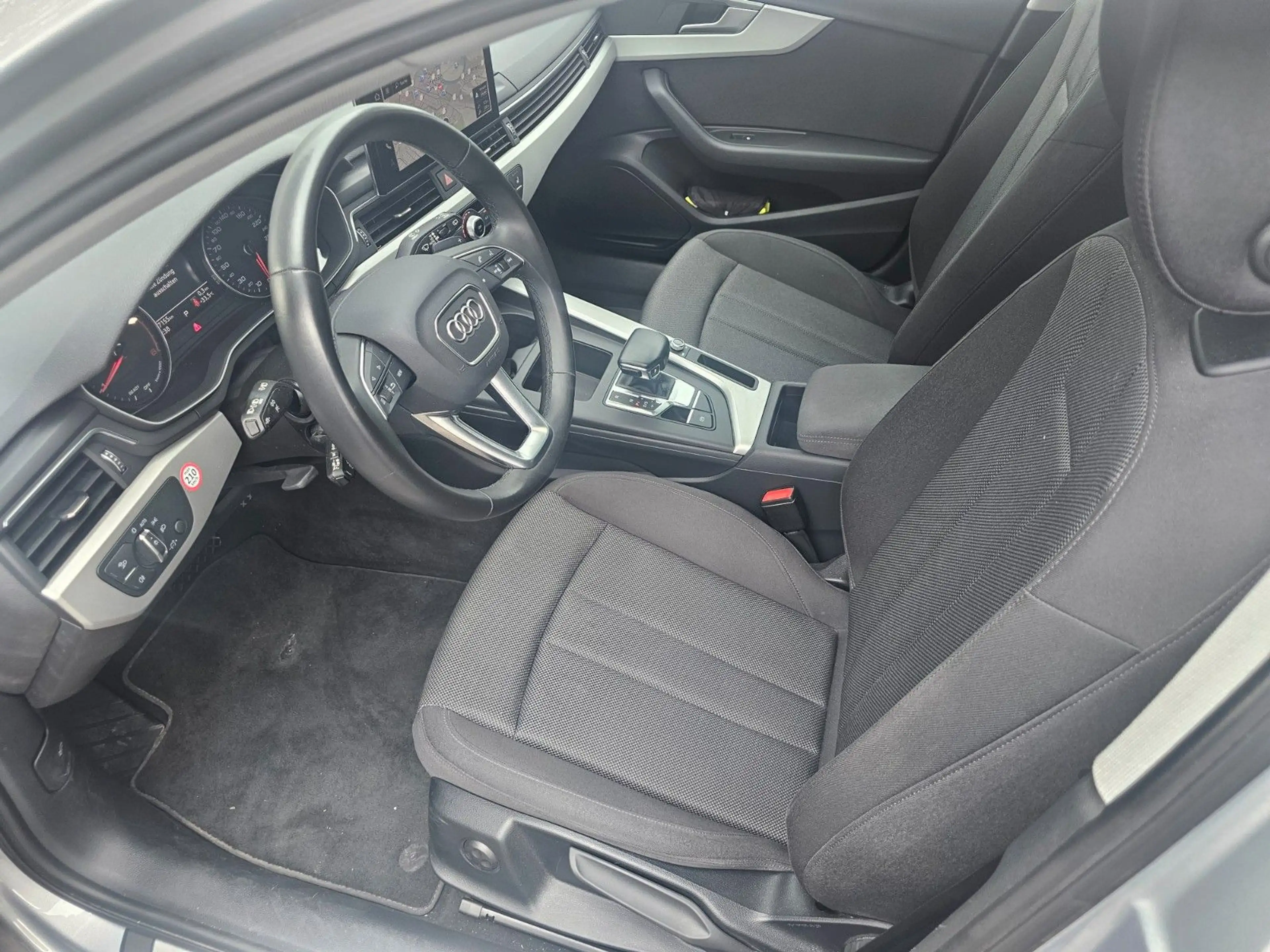 Audi A4 Avant 35 TDI Autom,Klimaaut,PDC,Navi,PANORAMA — photo 17