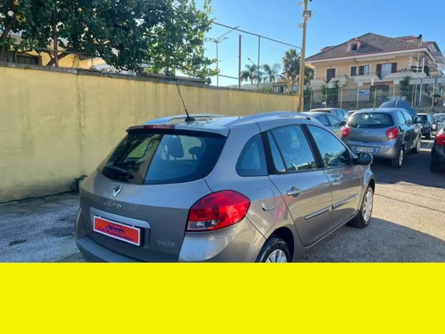 Renault Clio - 2