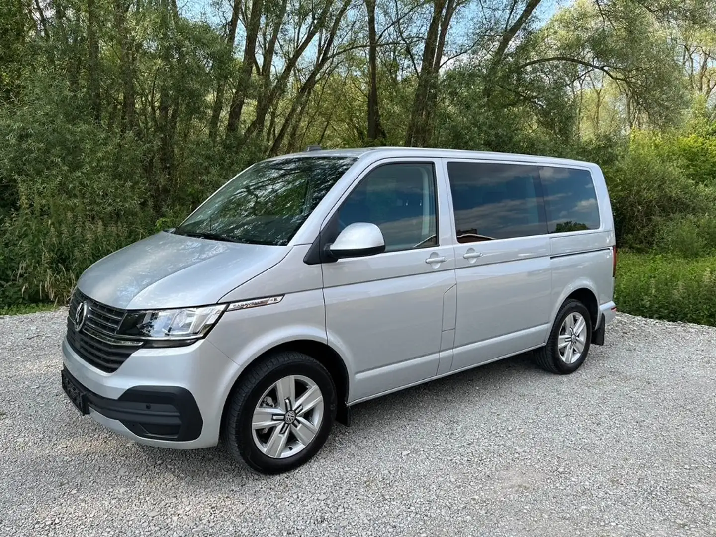 Volkswagen T6.1 Caravelle 2.0TDi DSG 150PK 2022 45.446€ ex btw TOPSTAAT ! Plateado - 1