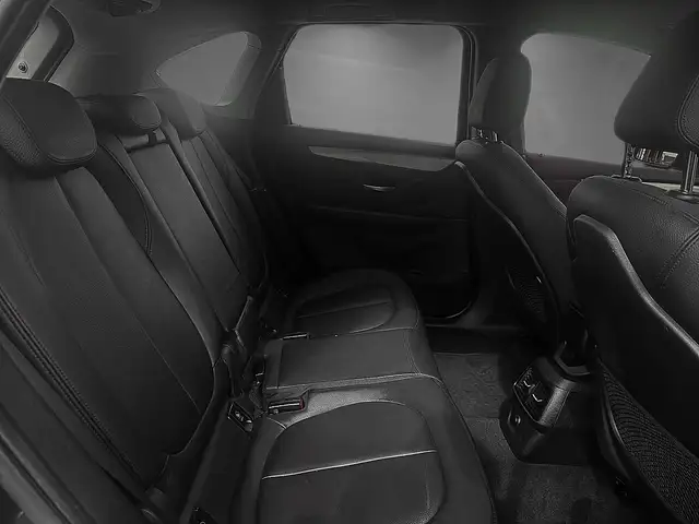 BMW 2 Series view 14