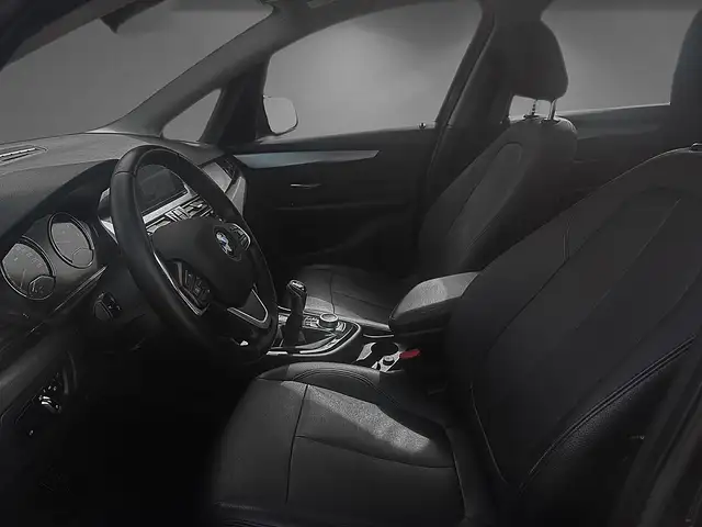 BMW 2 Series view 7