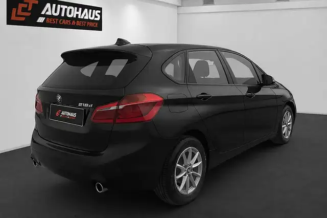 BMW 2 Series view 6