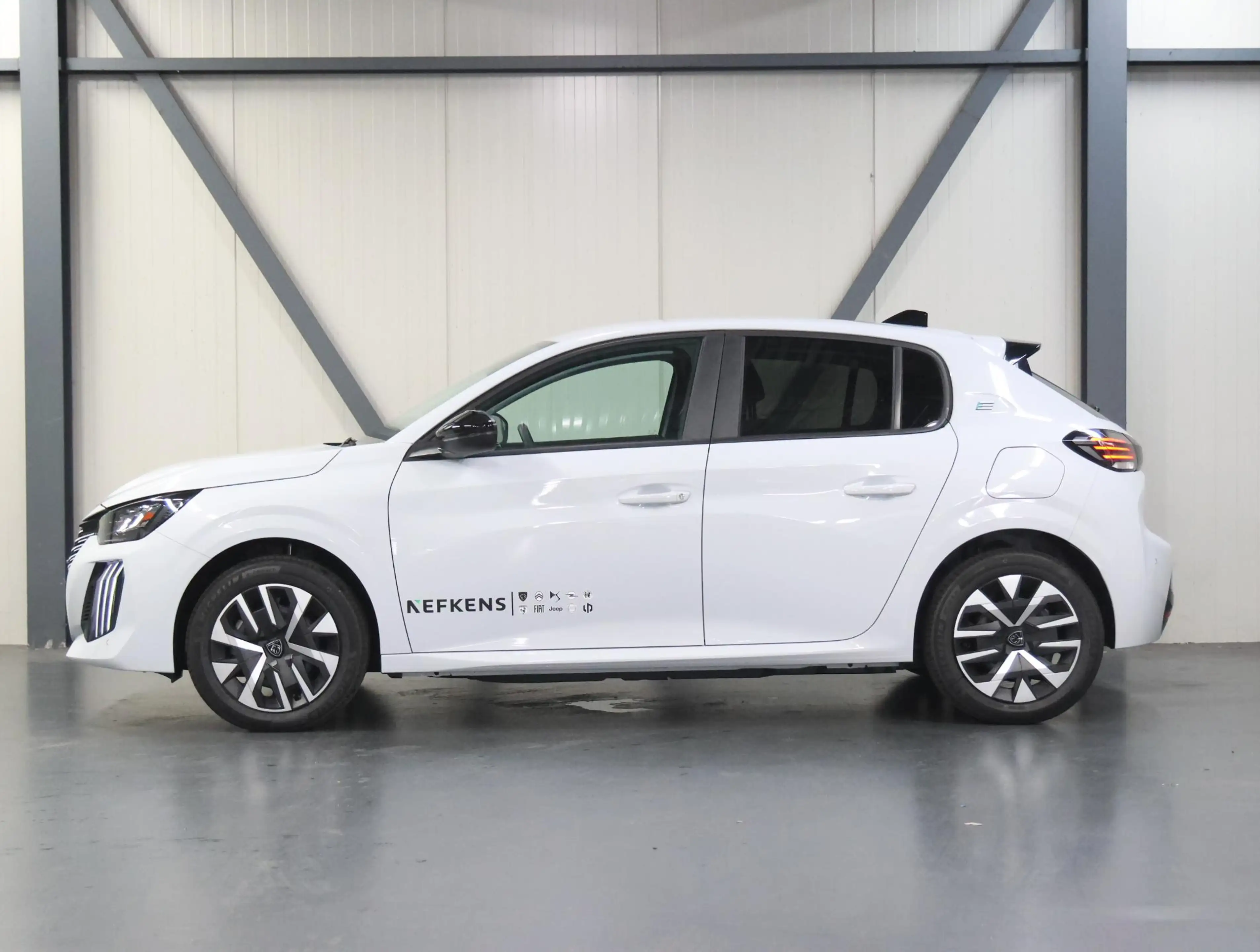 Peugeot e-208 EV Allure 51 kWh 156PK | 1ste eigenaar | AppleCarp — photo 2