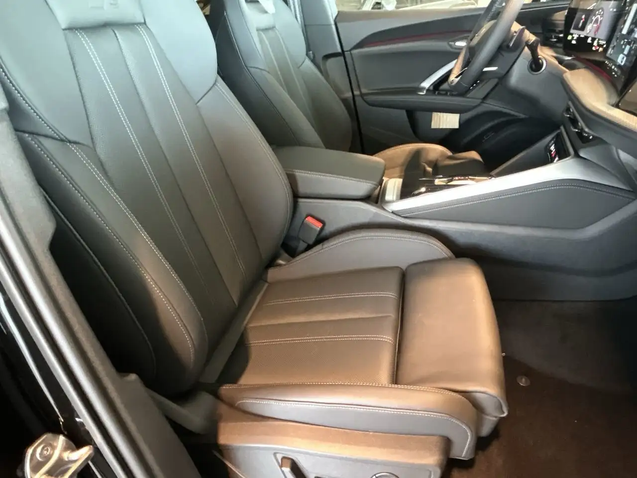 Audi Q5 снимка Audi Q5