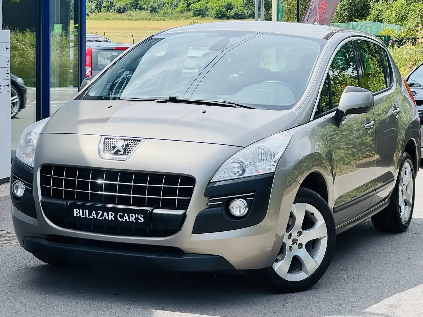 Peugeot 3008 1.6i Active*1* ER MAIN*CARNET*NAVI*CLIM*GARANTIE Grijs - 1