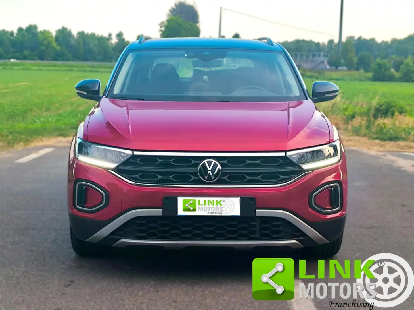 Volkswagen T-Roc 1.0 TSI R-Line NEOPATENTATO Rood - 2