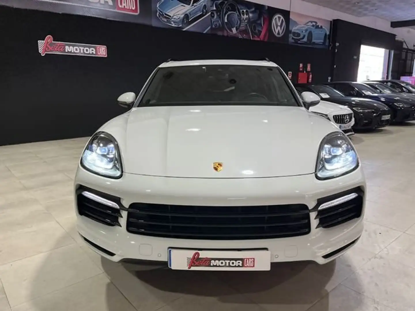 Porsche Cayenne Aut. Blanco - 2