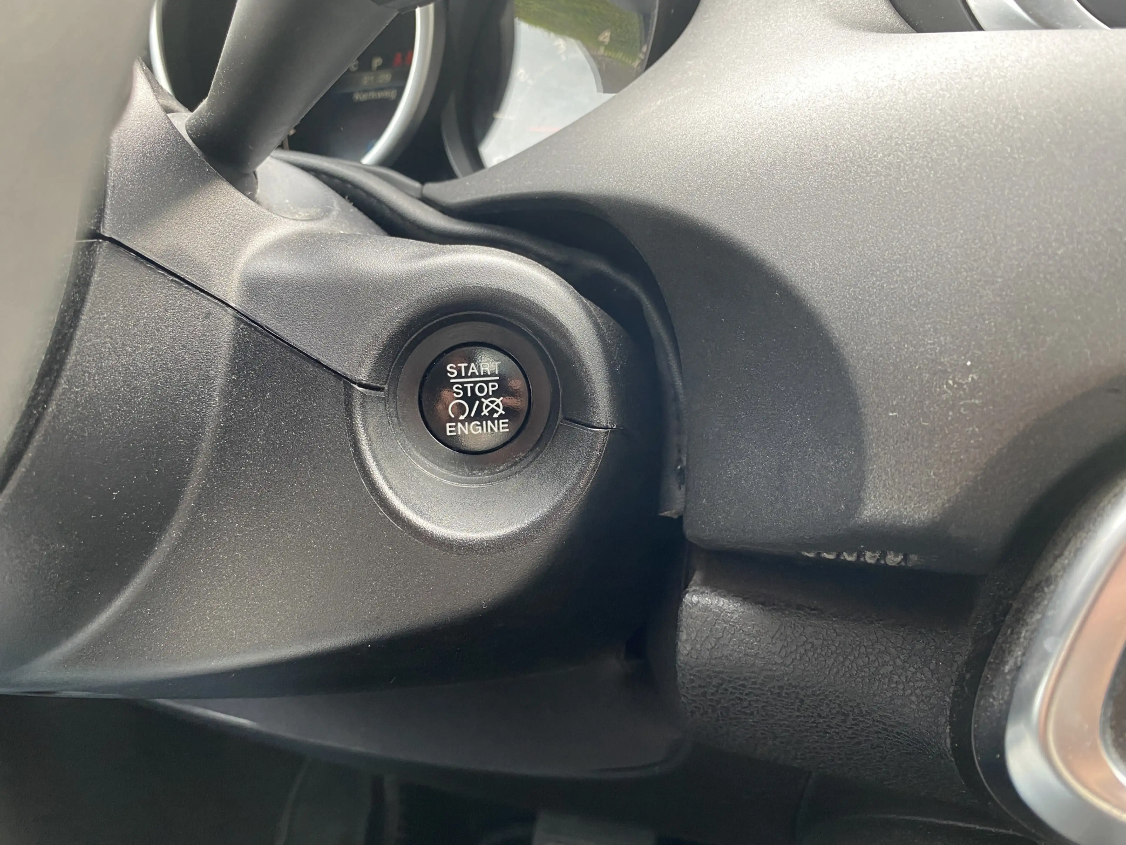 Fiat 500X 1.4 Turbo MultiAir 141 pk AUT. | navigatie | trekh — photo 28