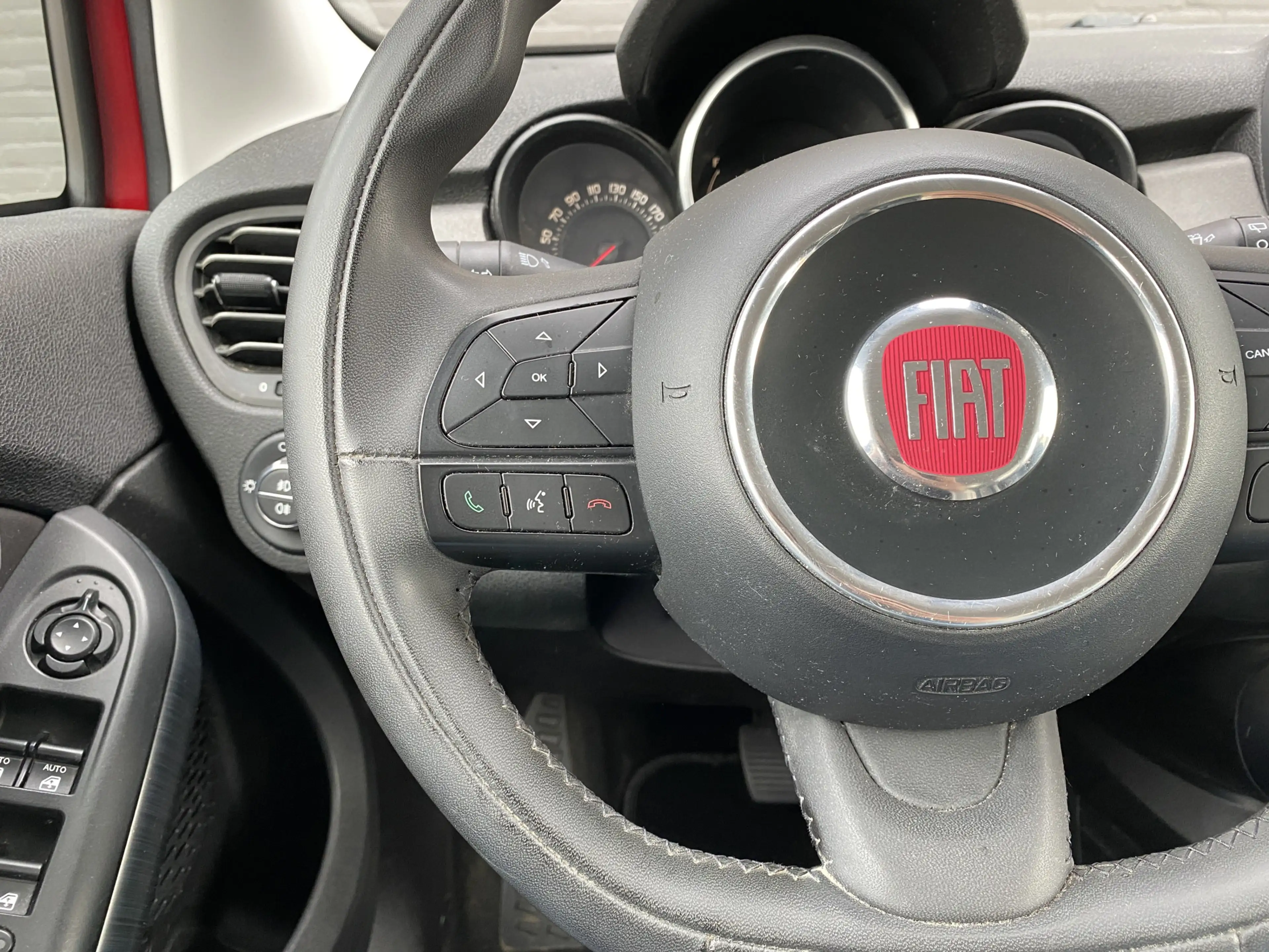 Fiat 500X 1.4 Turbo MultiAir 141 pk AUT. | navigatie | trekh — photo 24
