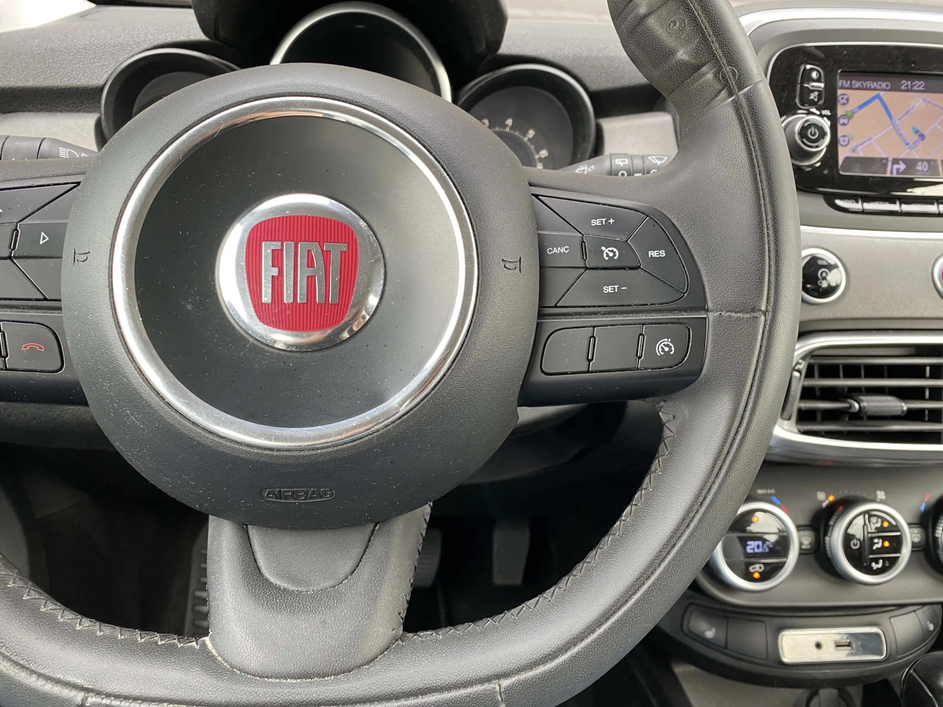 Fiat 500X 1.4 Turbo MultiAir 141 pk AUT. | navigatie | trekh — photo 26
