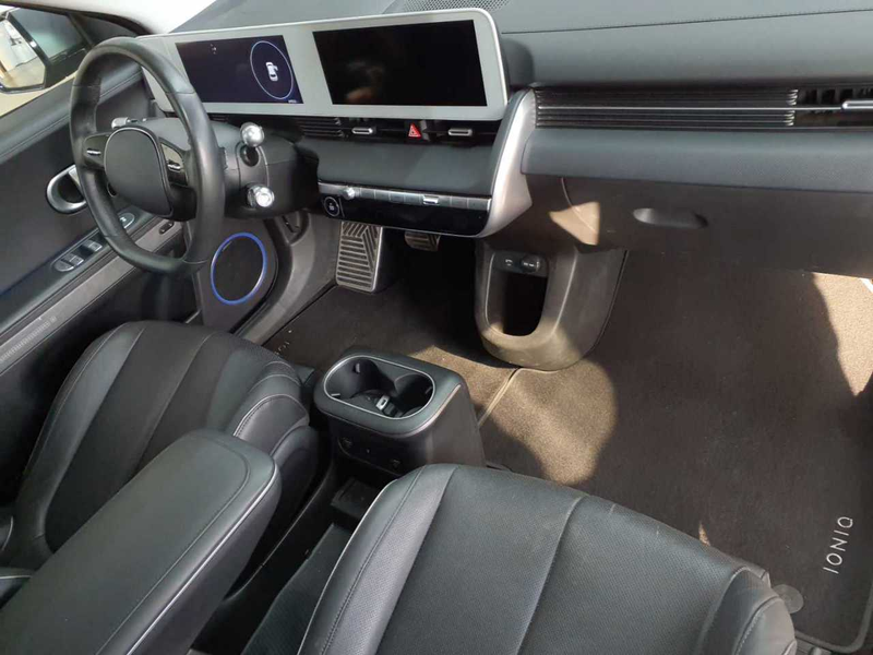 Hyundai IONIQ IONIQ 5 72,6 kWh 4WD Uniq Navi Leder SHZ — photo 9